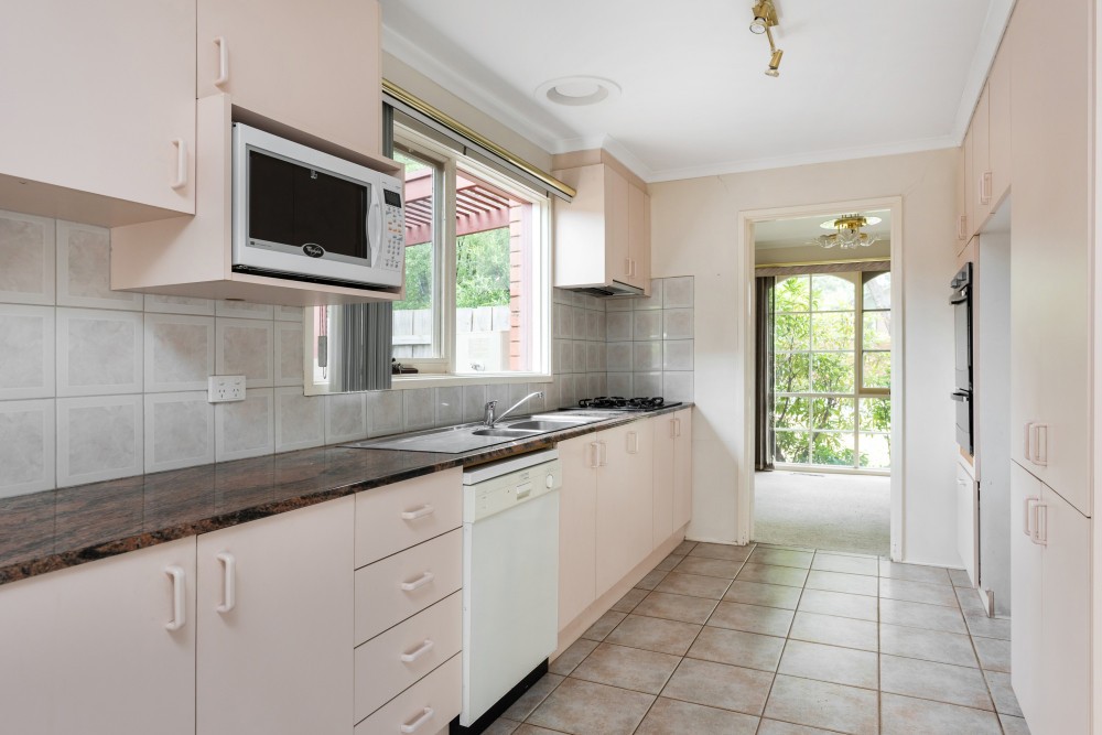45 Fraser Crescent, Wantirna South, VIC 3152