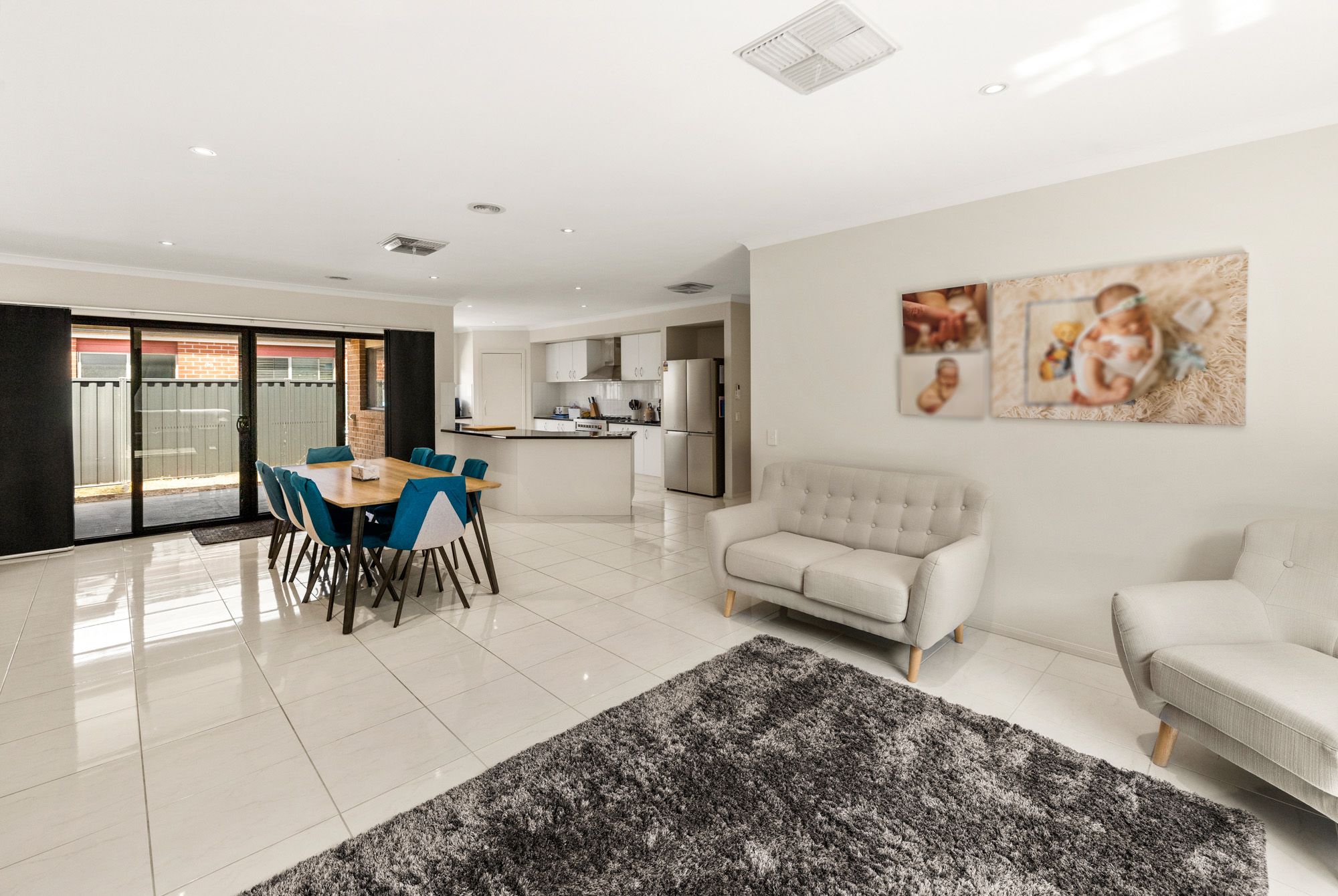 160 Eureka Drive, MANOR LAKES, VIC 3024