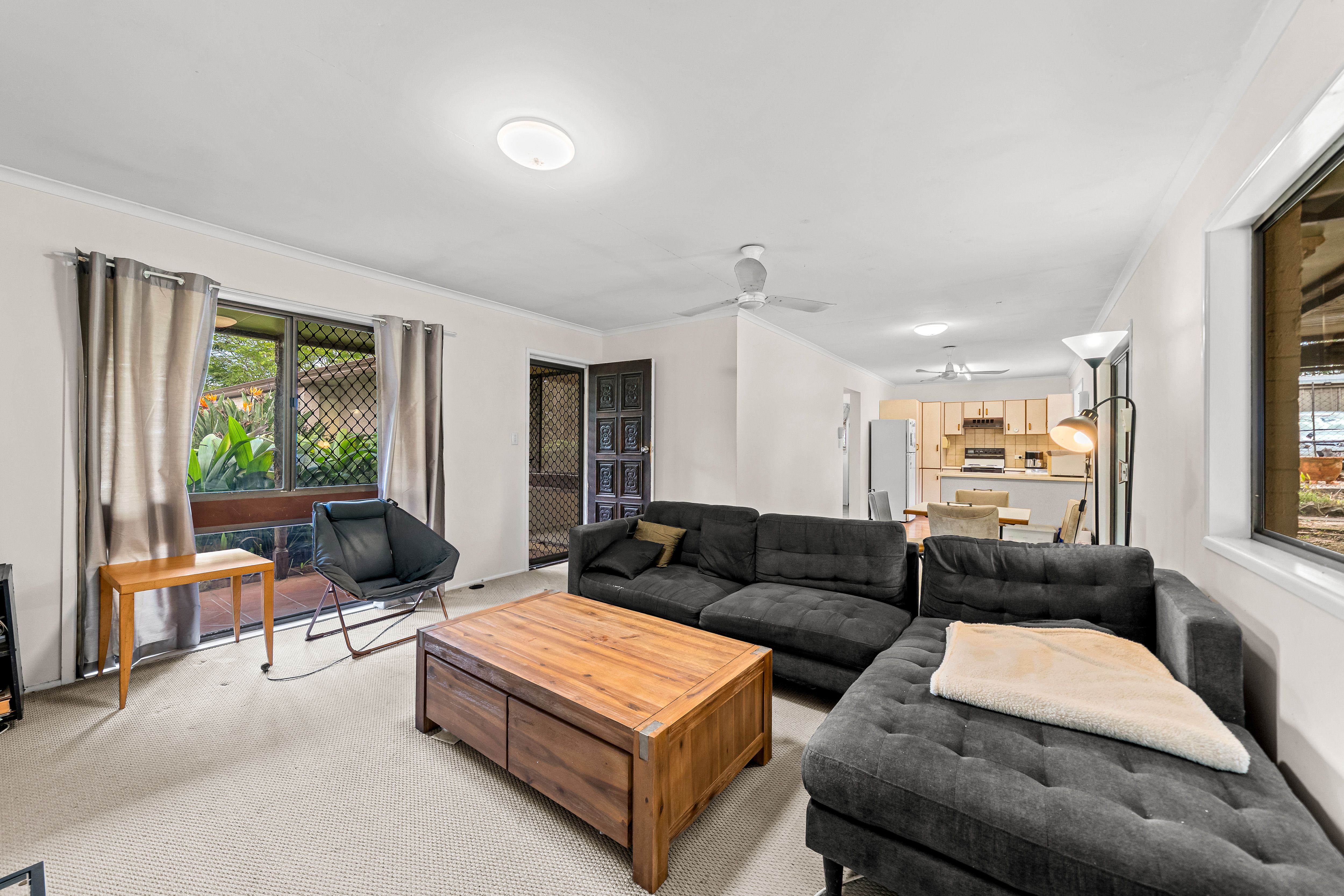 8 Alrak Avenue — photo 10 of 29