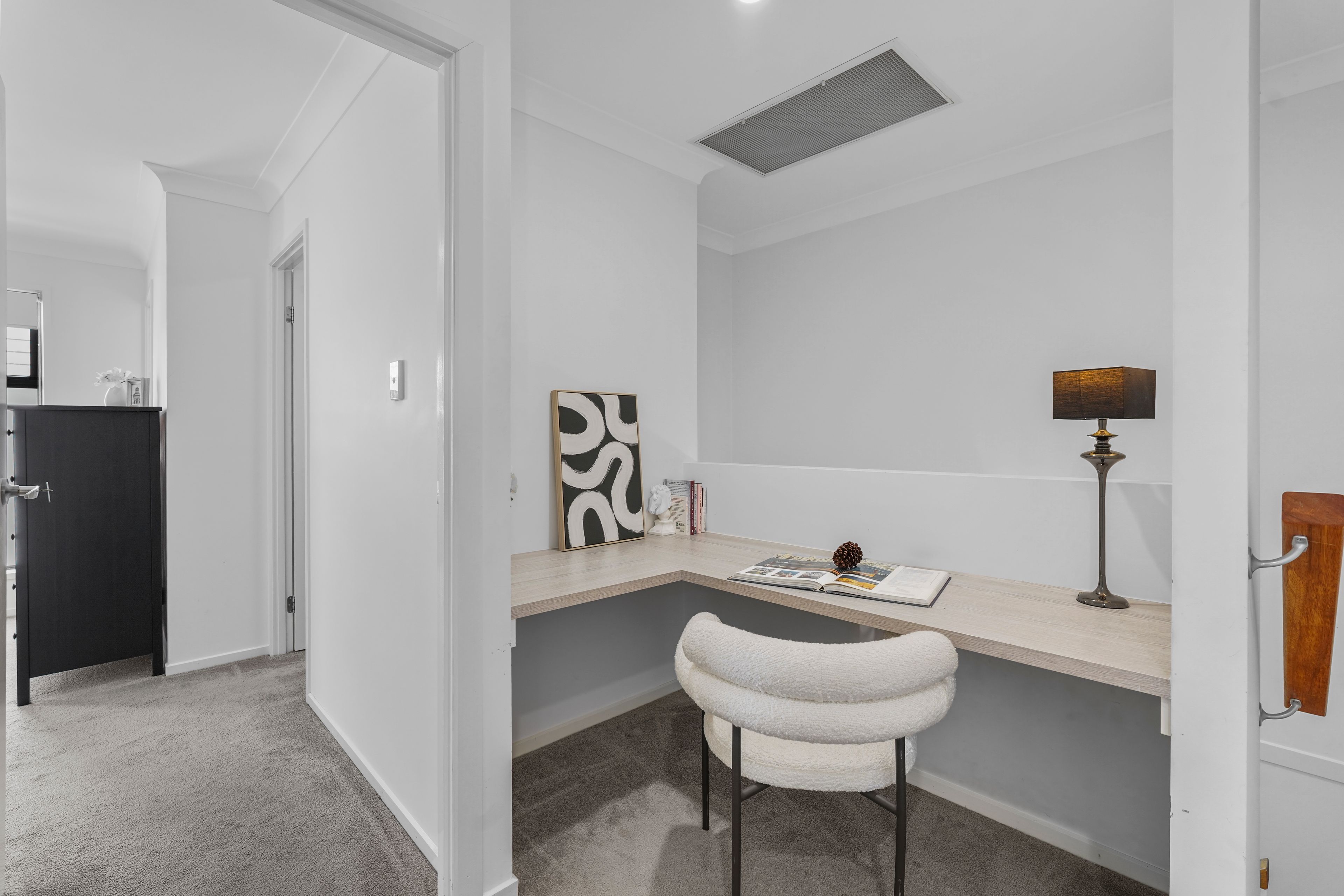 8/17 Berge Street — photo 10 of 15