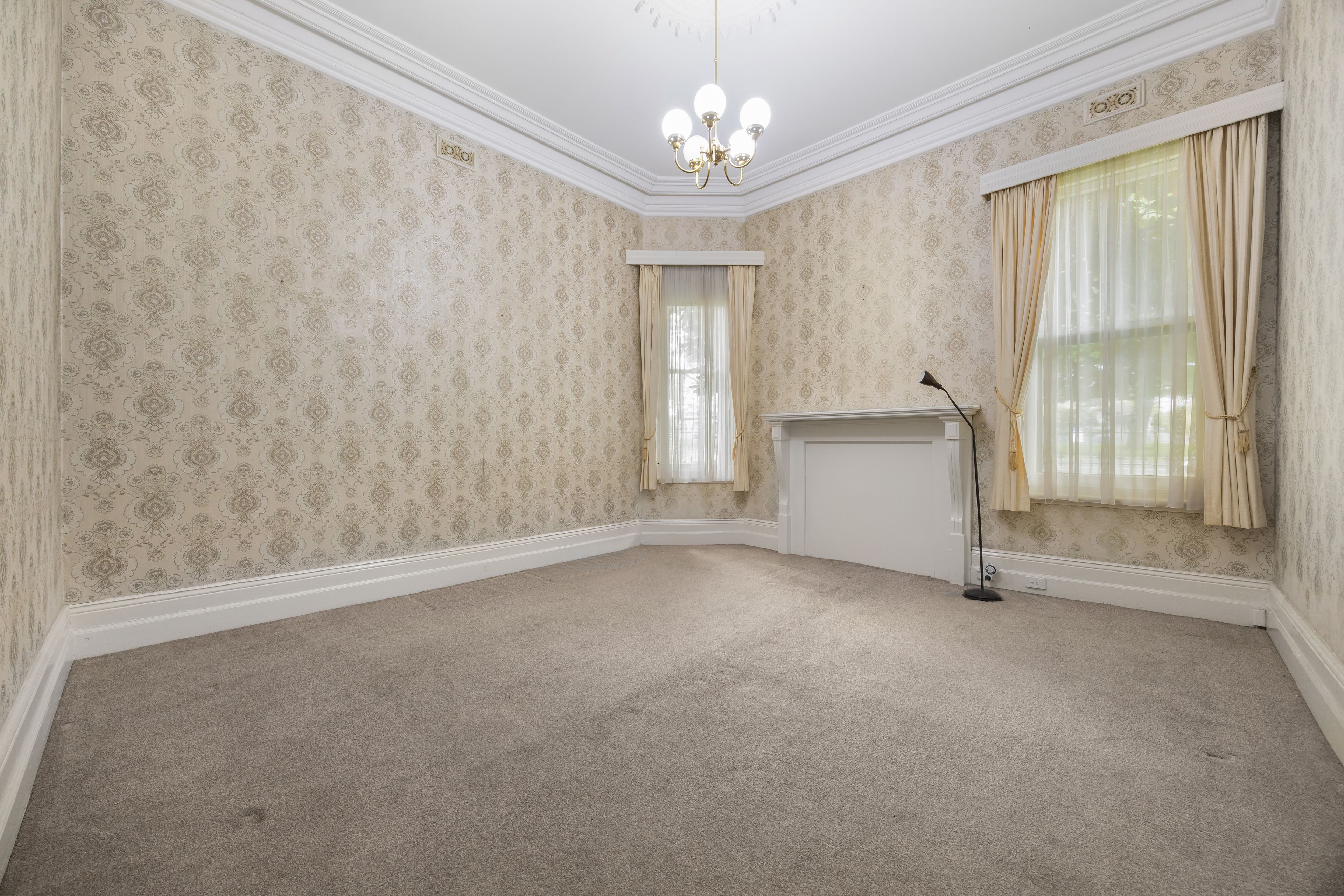 1307 Sturt Street — photo 5 of 15
