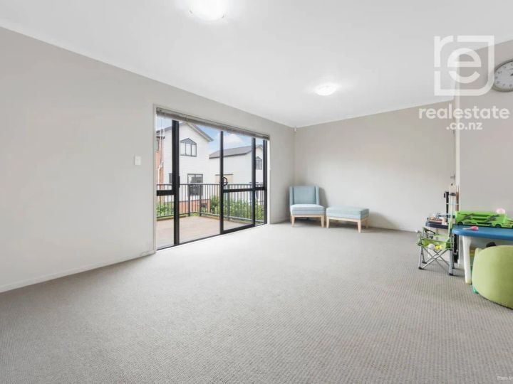 9/172 Mcleod Road, Te Atatu South, Waitakere City