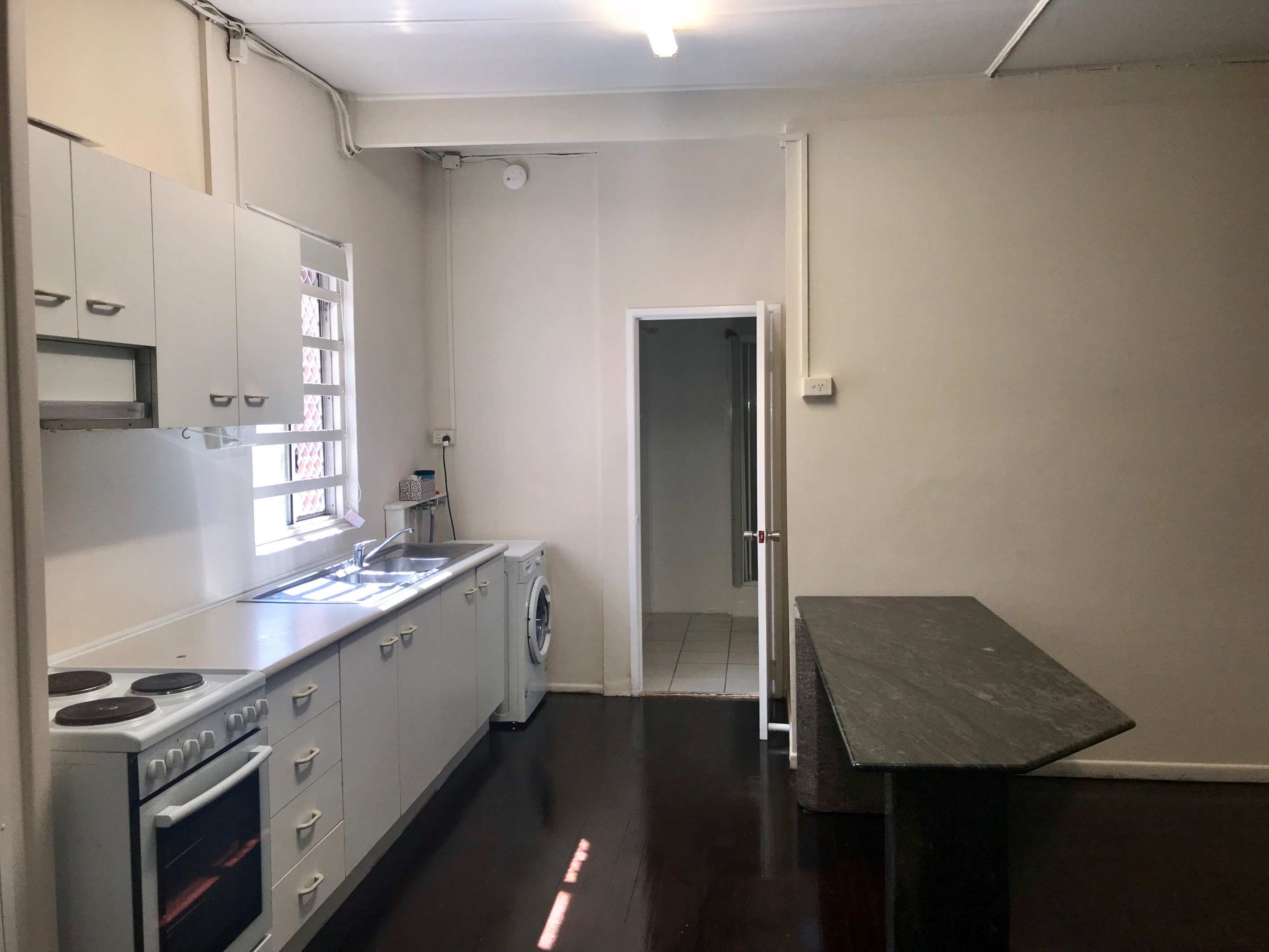 2/2993 Surfers Paradise Boulevard, Surfers Paradise, QLD 4217