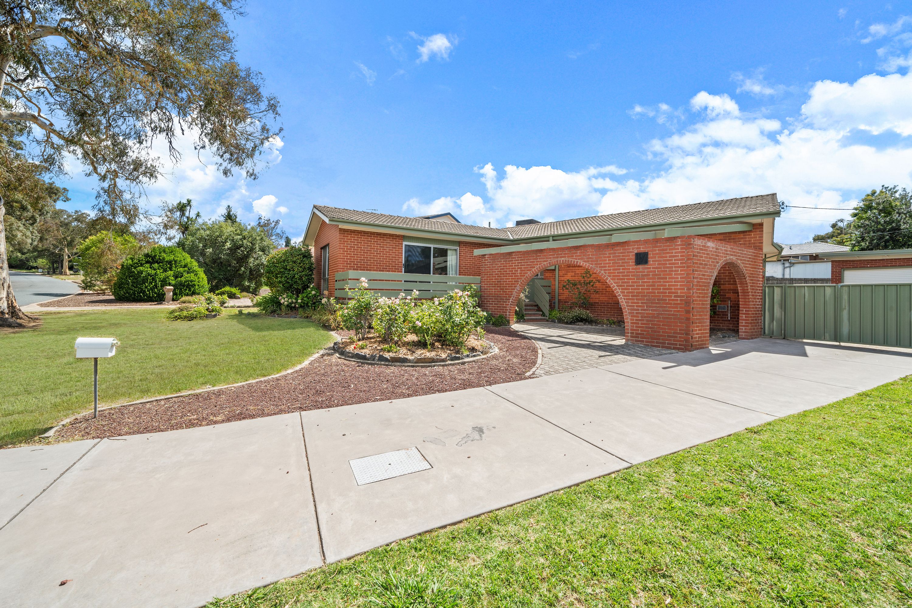 17 Newbery Crescent, Page, ACT 2614