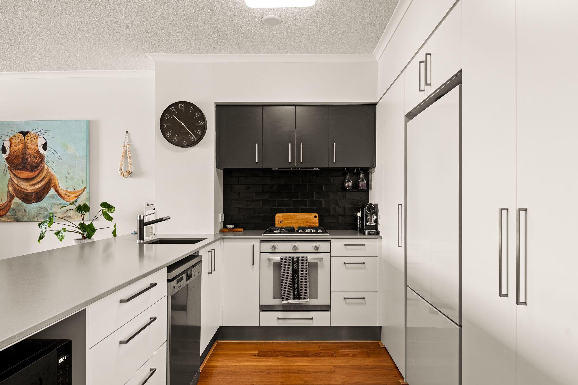 29/39 Vernon Terrace — photo 9 of 27