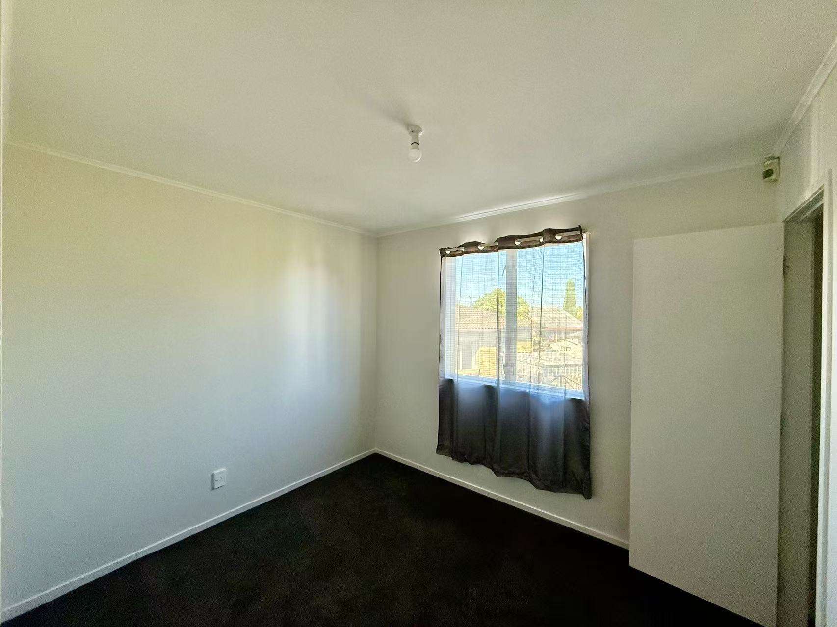 129 Aviemore Drive photo 5