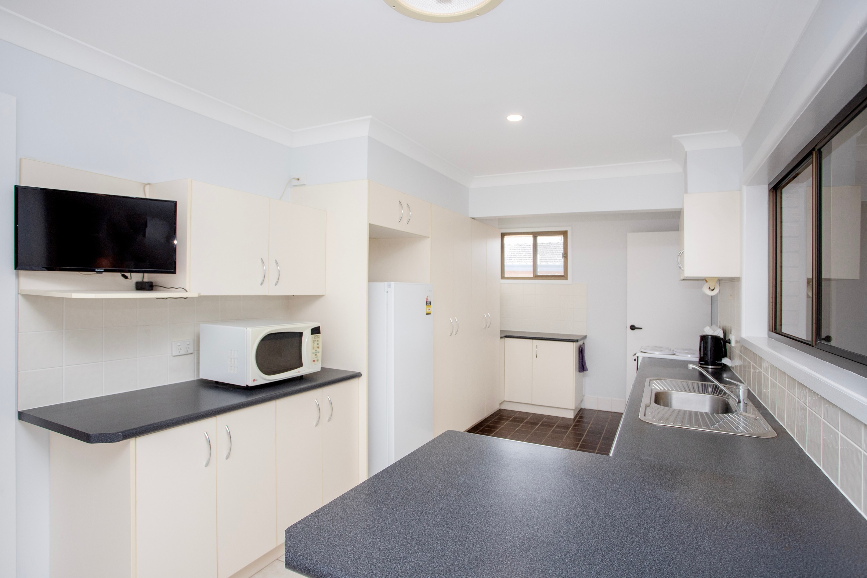 24 Kendall Parade, Cundletown, NSW 2430