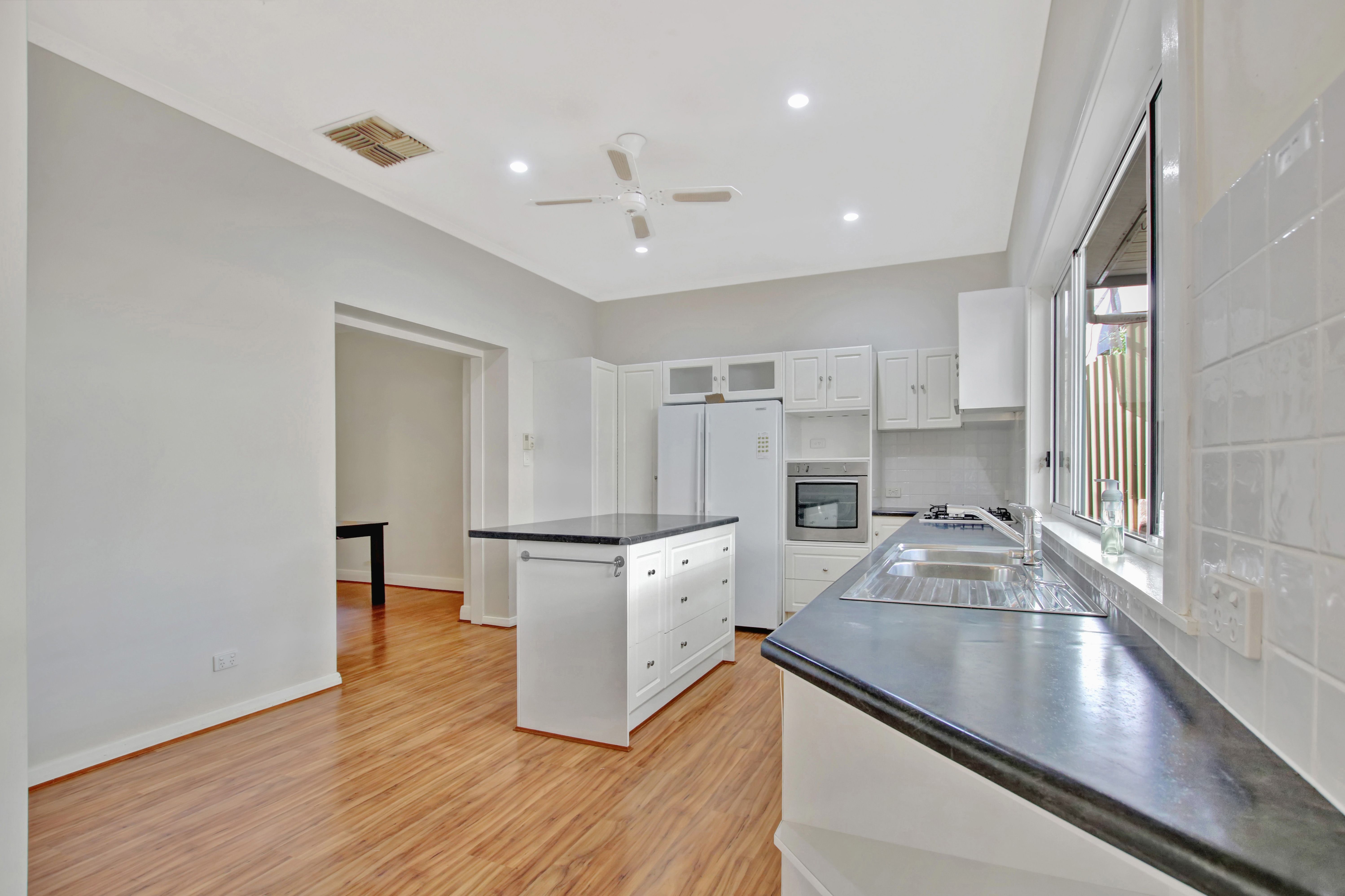 15 Thompson Street — photo 4 of 23