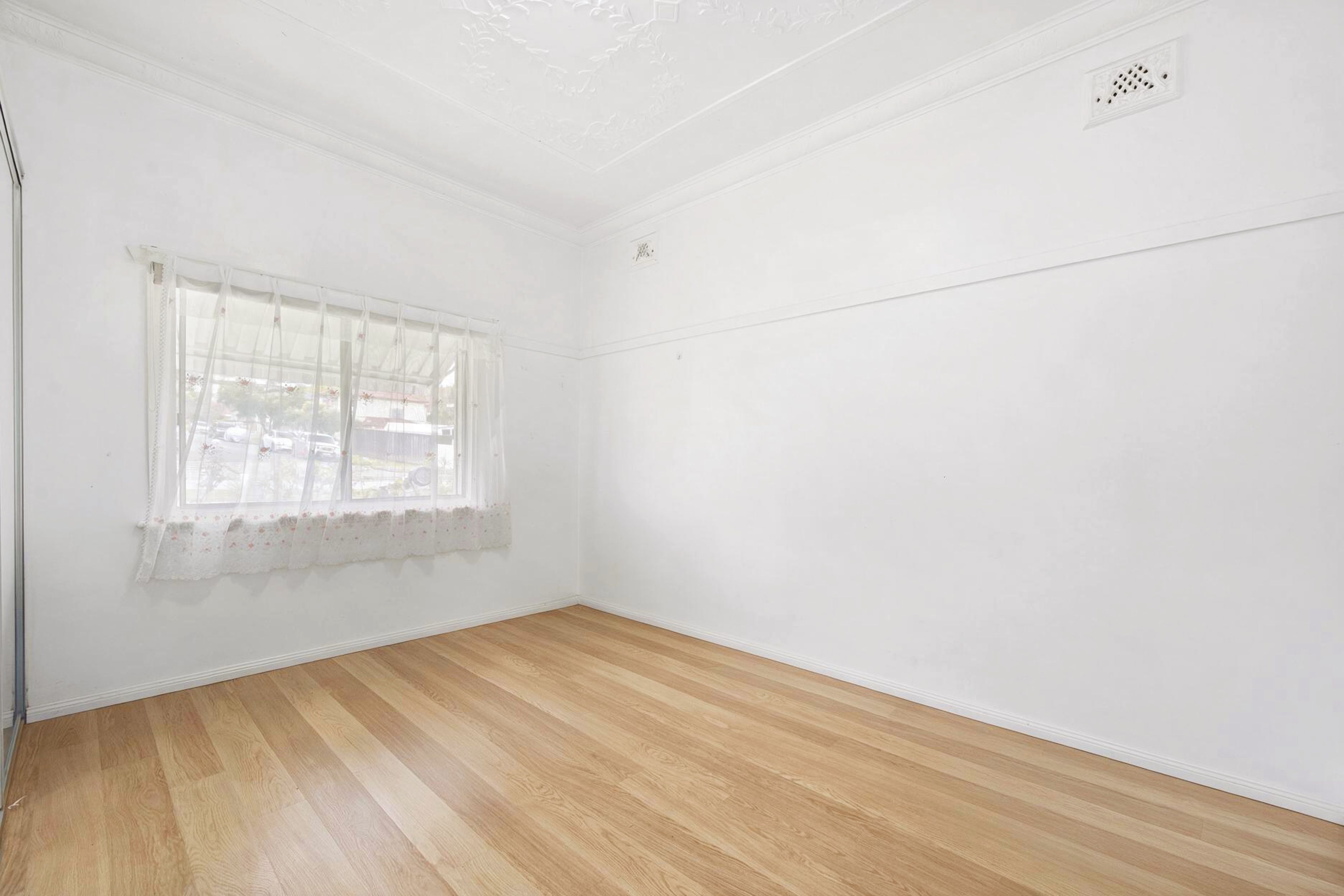 23 Addington Avenue — photo 7 of 18