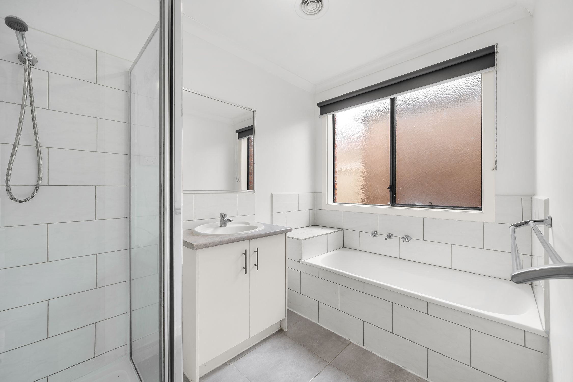 32 Cumberland Drive — photo 4 of 10