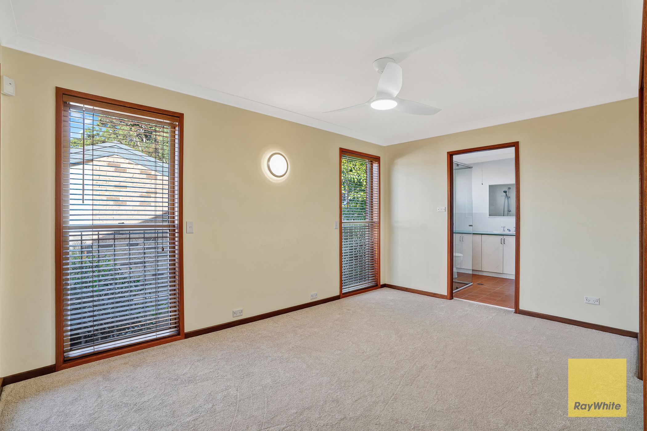16 The Sanctuary — photo 11 of 23