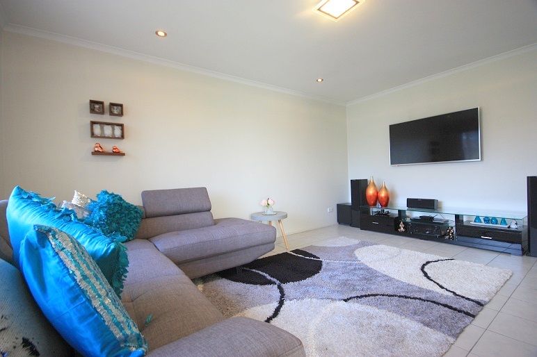 34 Cochrane Street, Minto, NSW 2566