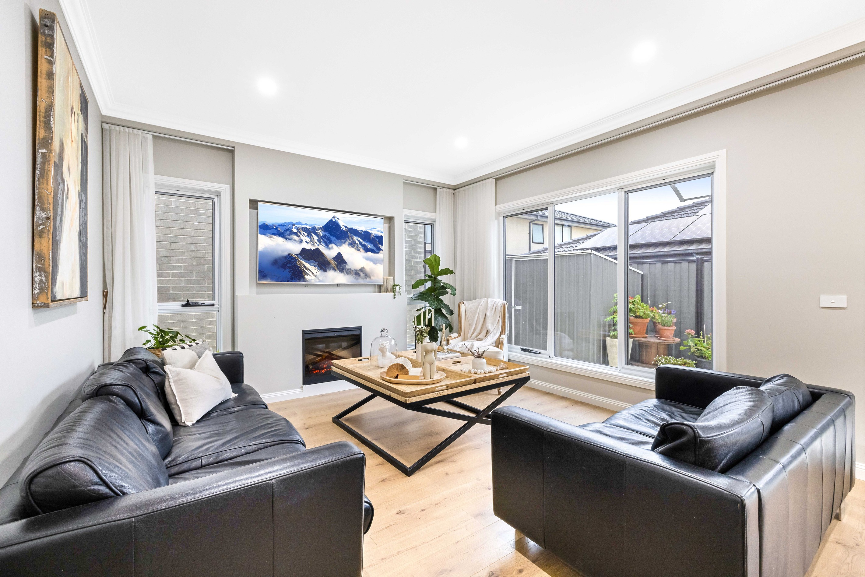 4 Quebec Avenue, Craigieburn, VIC 3064