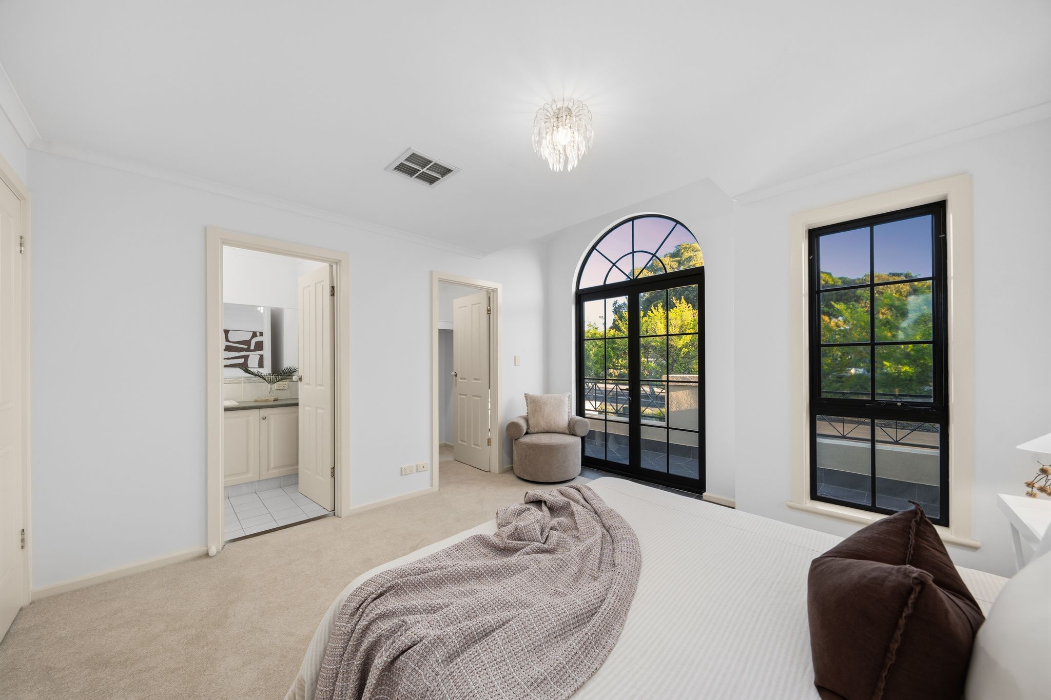 15 Wallace Court — photo 13 of 21