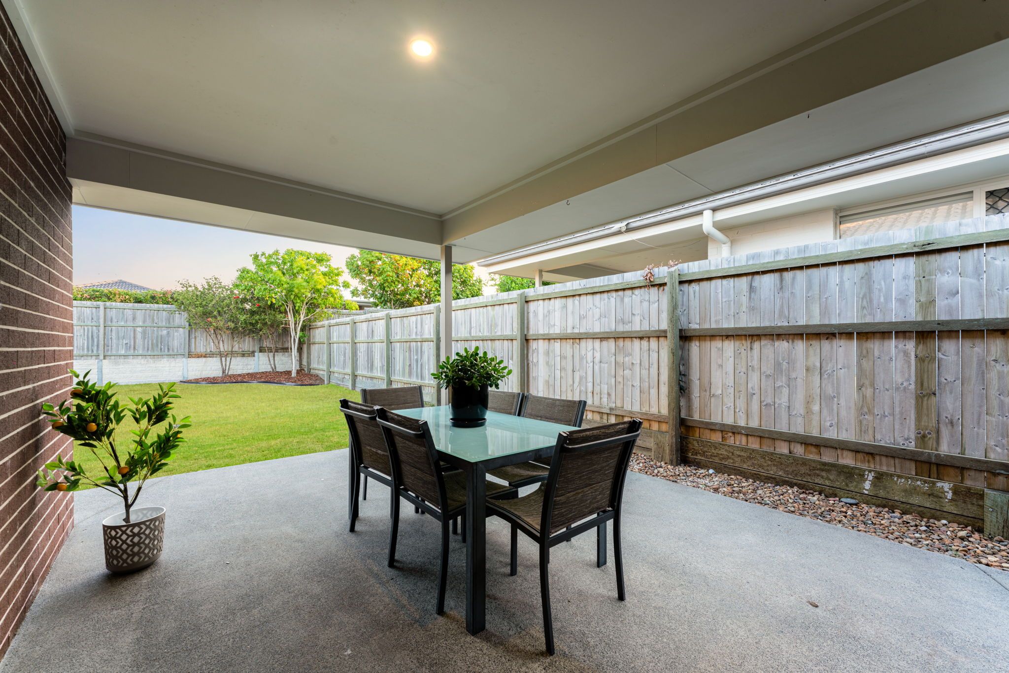 25 Mount Cooroora Street — photo 21 of 29