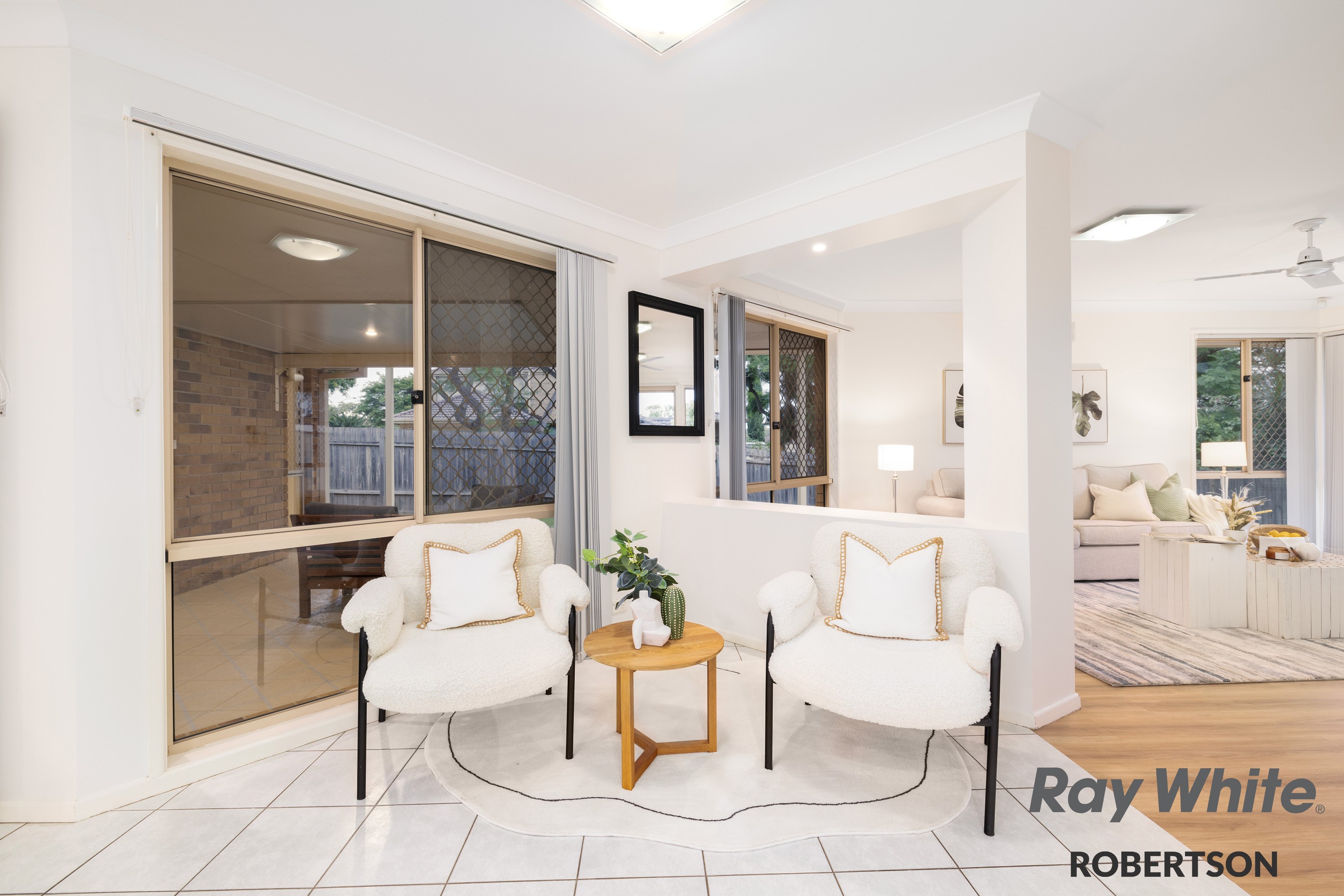 21 SPRINGSURE Street, Runcorn, QLD 4113