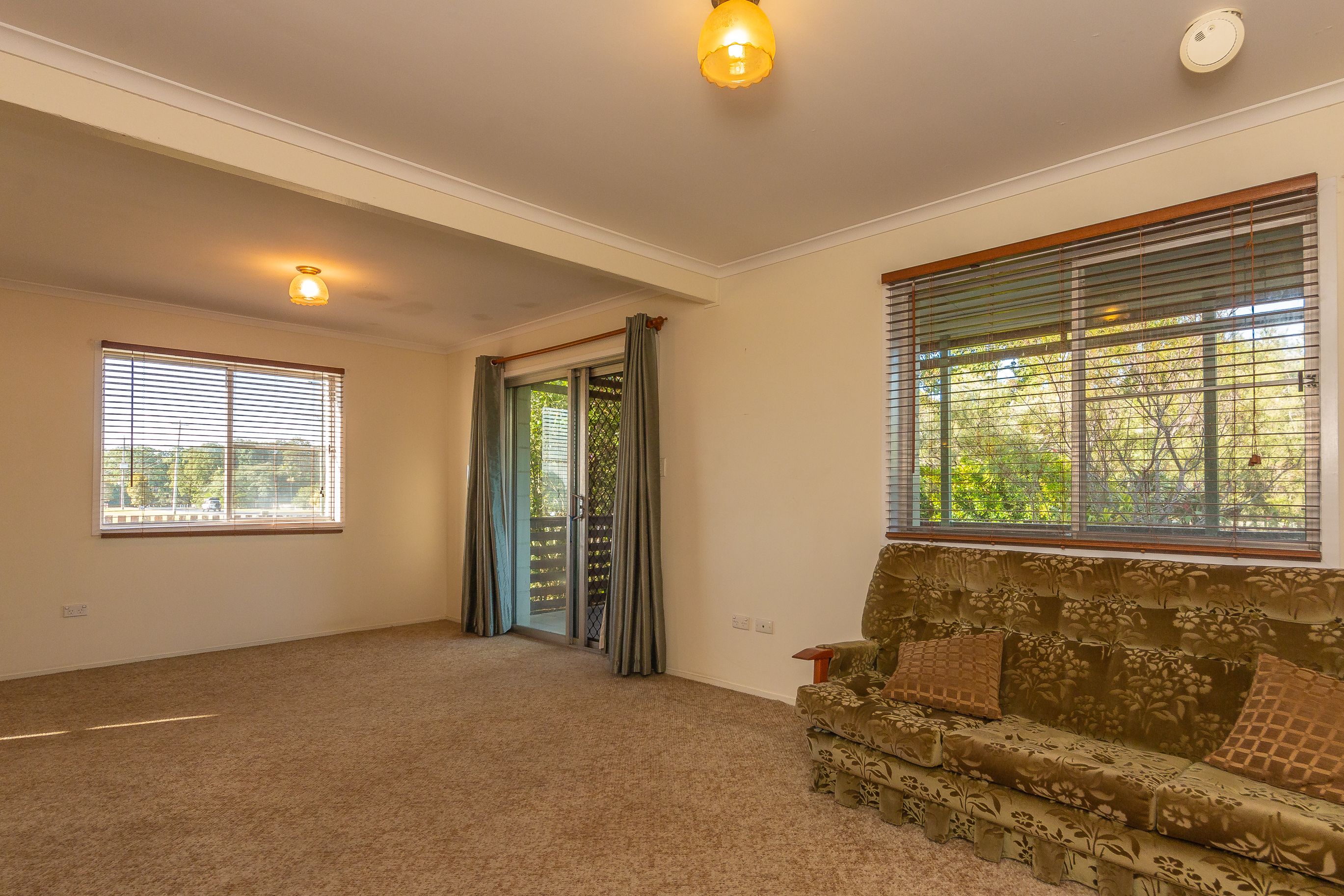 285 Oakey Flat Road, Morayfield, QLD 4506