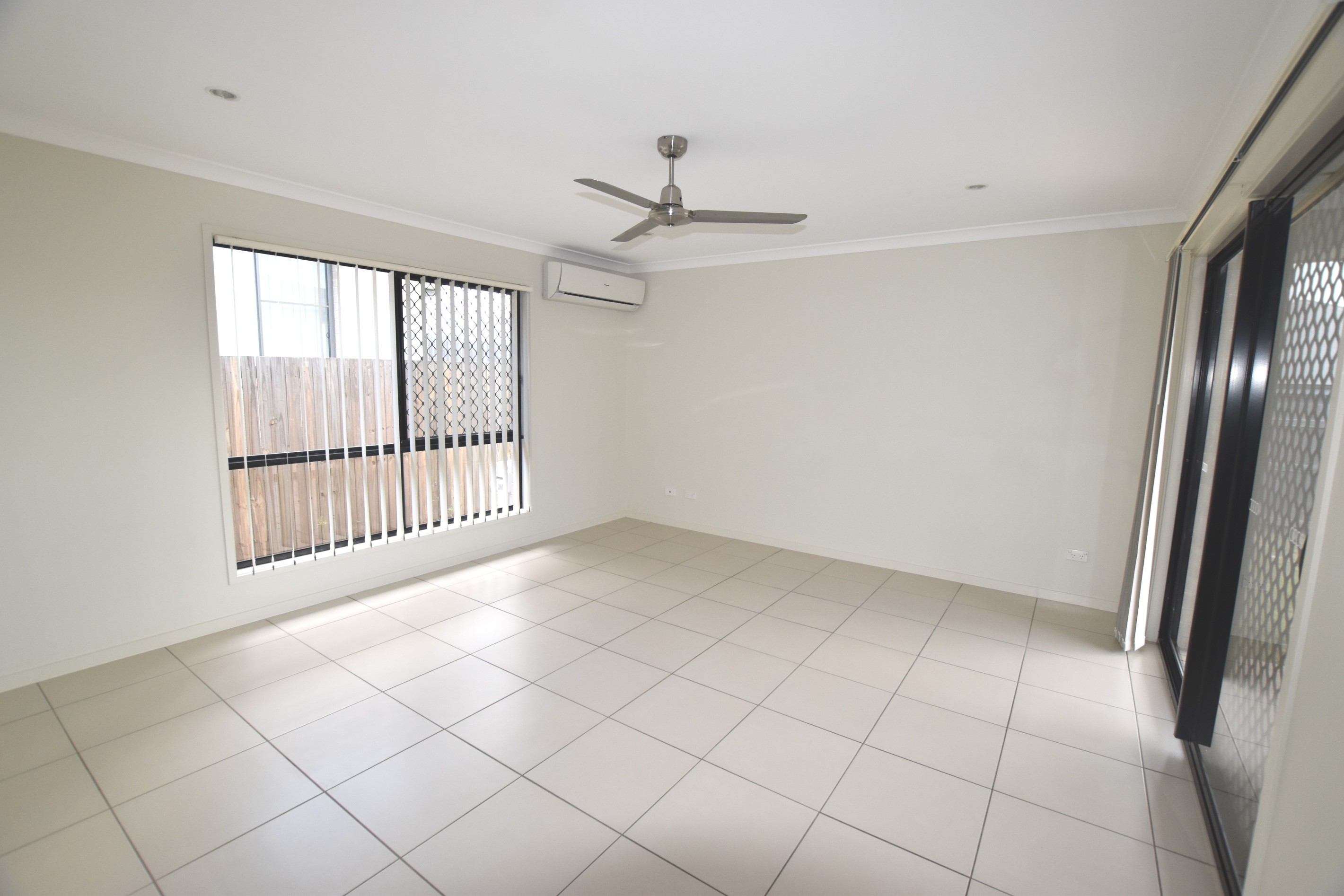 22 Oystercatcher Road, Kirkwood, QLD 4680