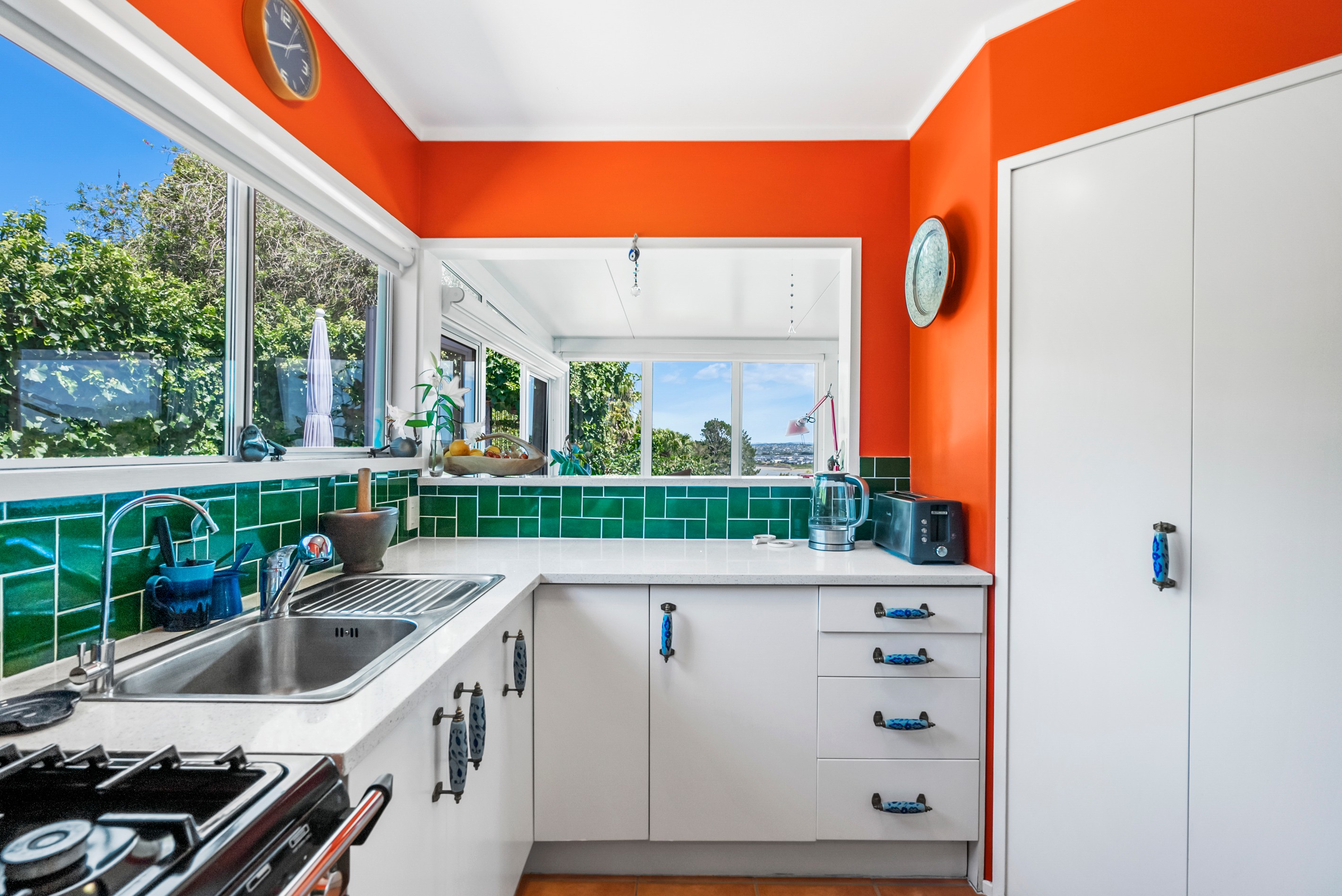 2/38 Aeroview Drive, Beach Haven, North Shore City