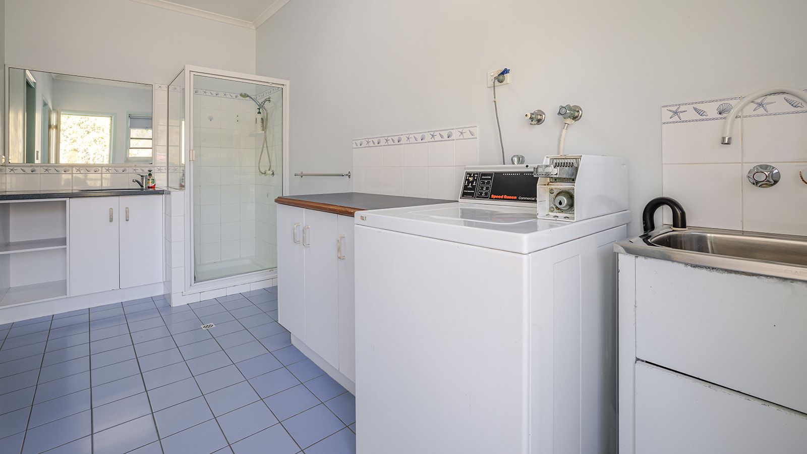19 Captain Cook Drive — photo 17 of 28