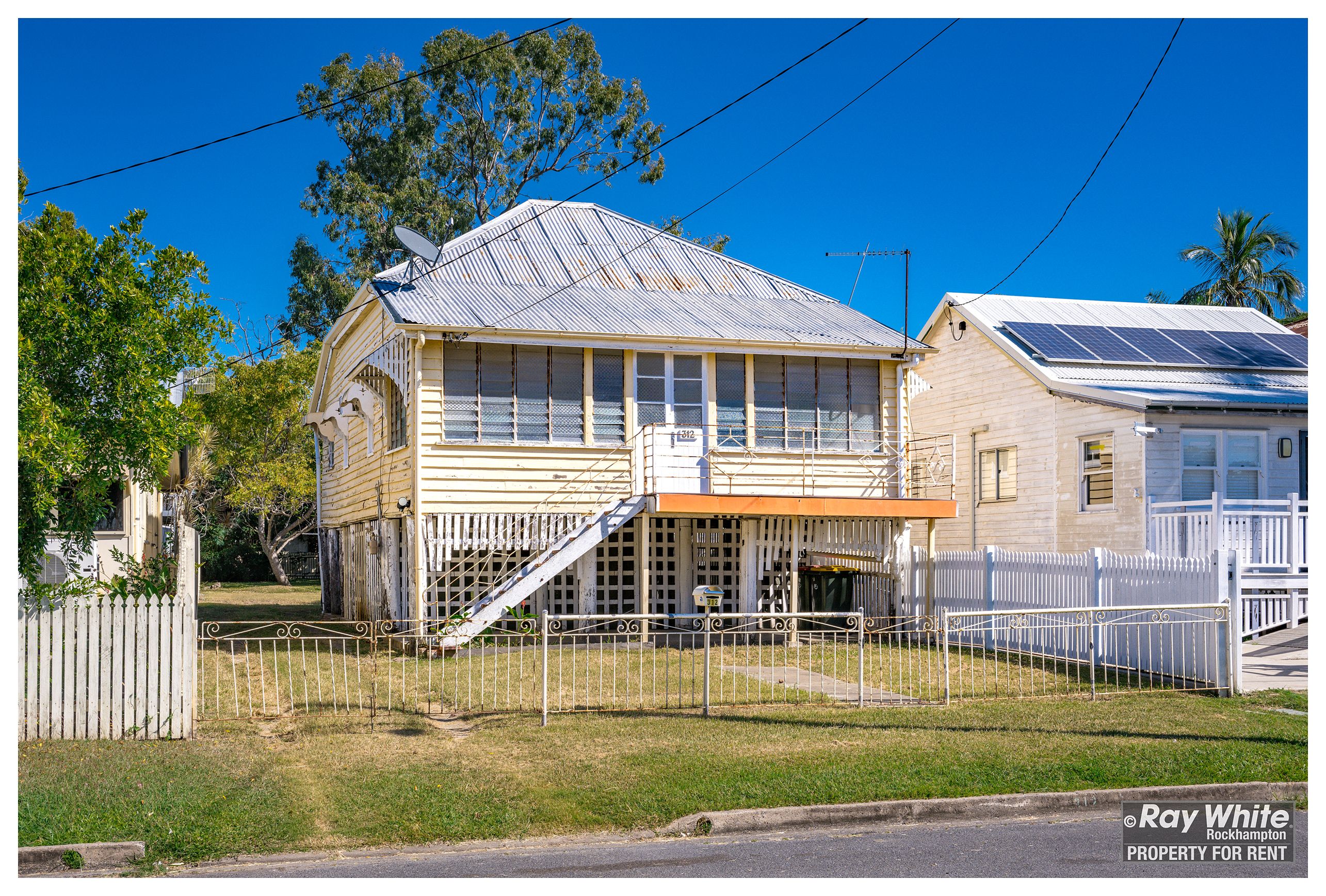 312 East Street, Depot Hill, QLD 4700