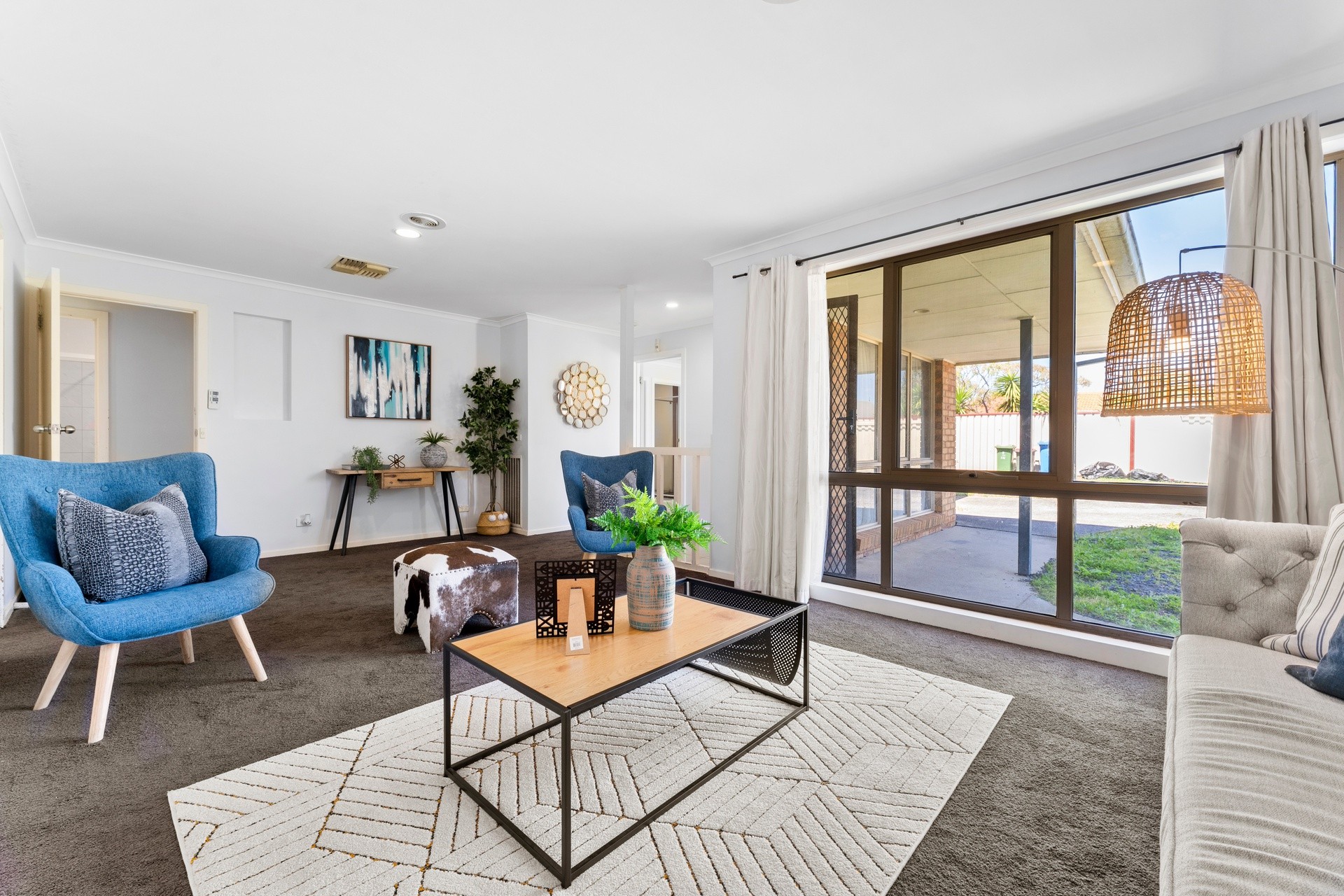 144 Lawless Drive, Cranbourne North, VIC 3977