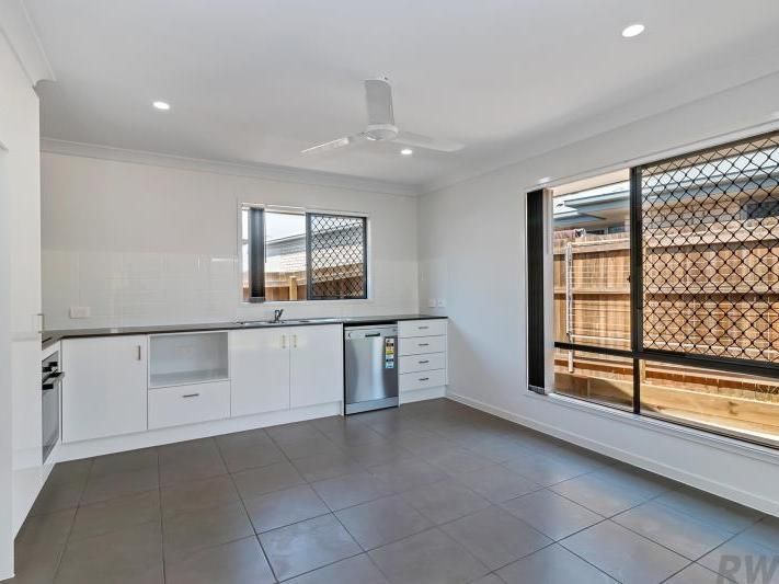 111 Buxton Avenue, Yarrabilba, QLD 4207