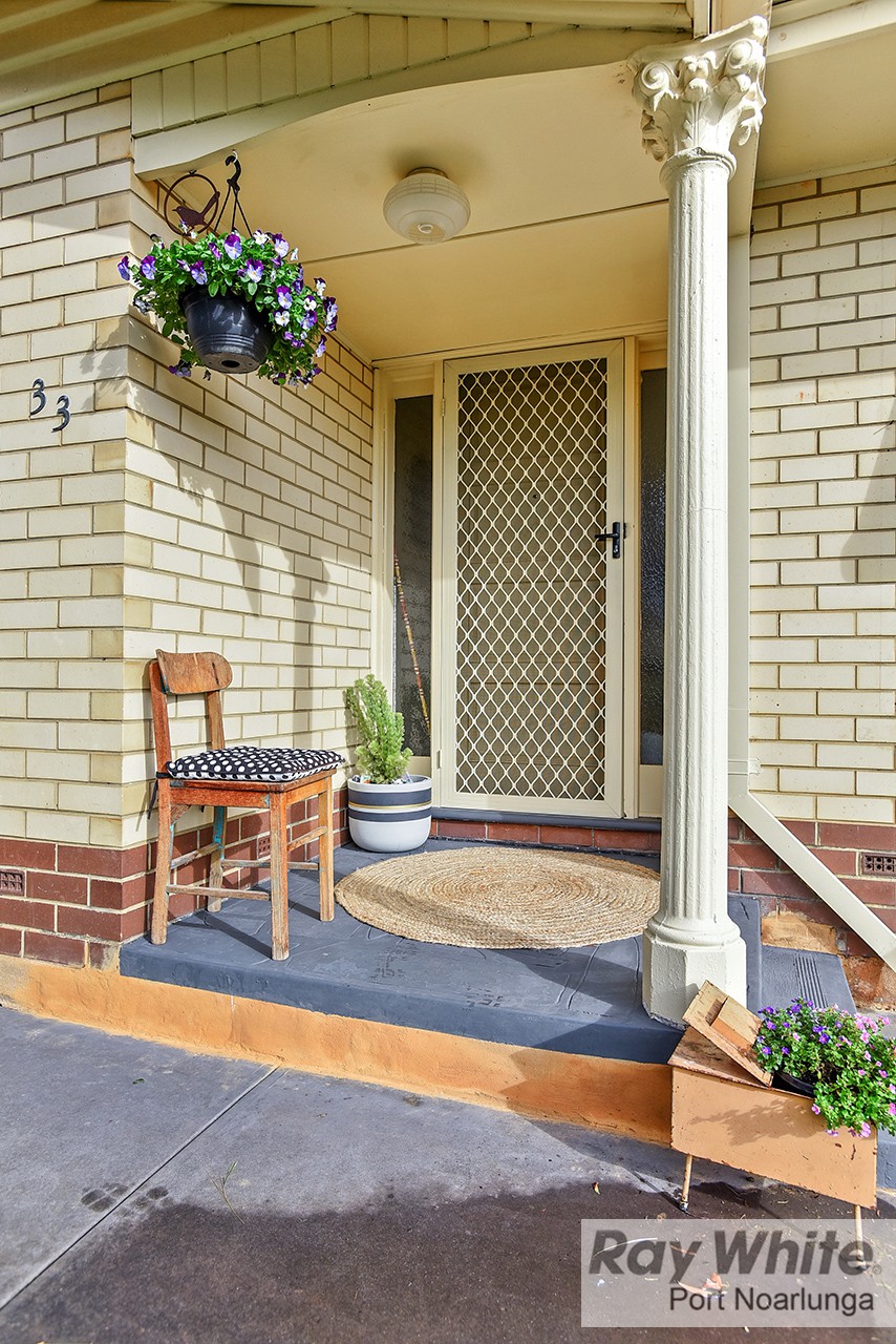33 Kentwood Road, Morphett Vale, SA 5162