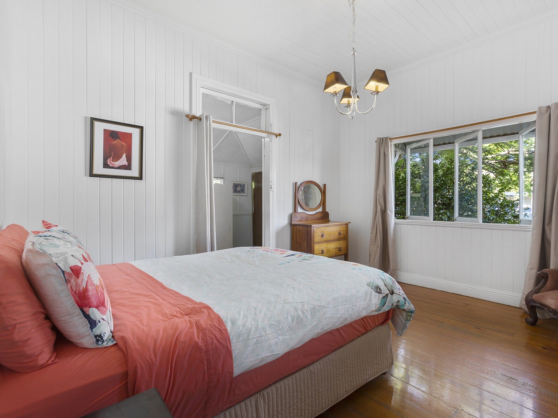 1384 Creek Road, Carina, QLD 4152