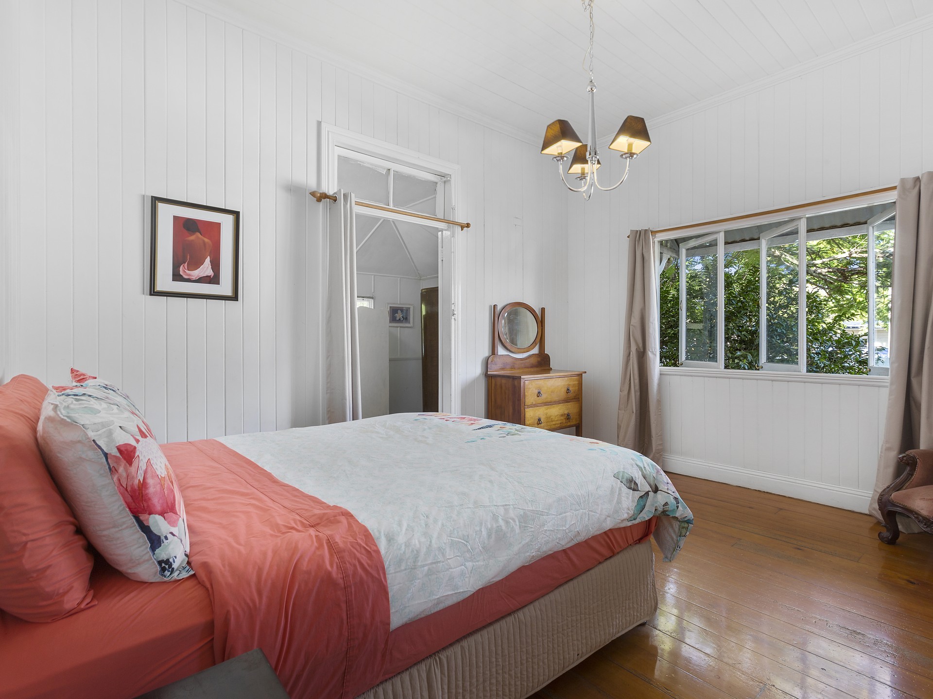 1384 Creek Road, Carina, QLD 4152