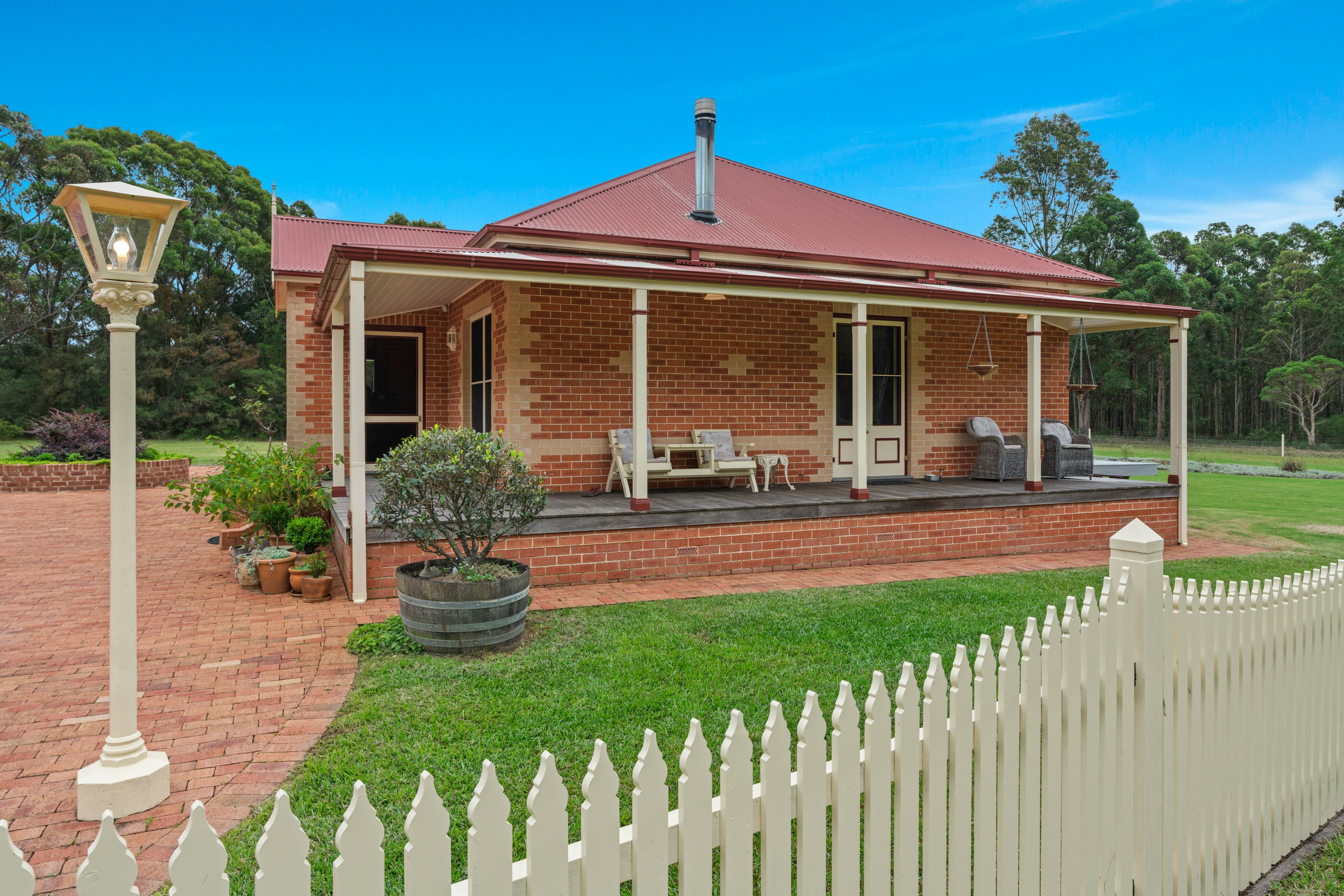 142 Blackbutt Range Road, Falls Creek, NSW 2540