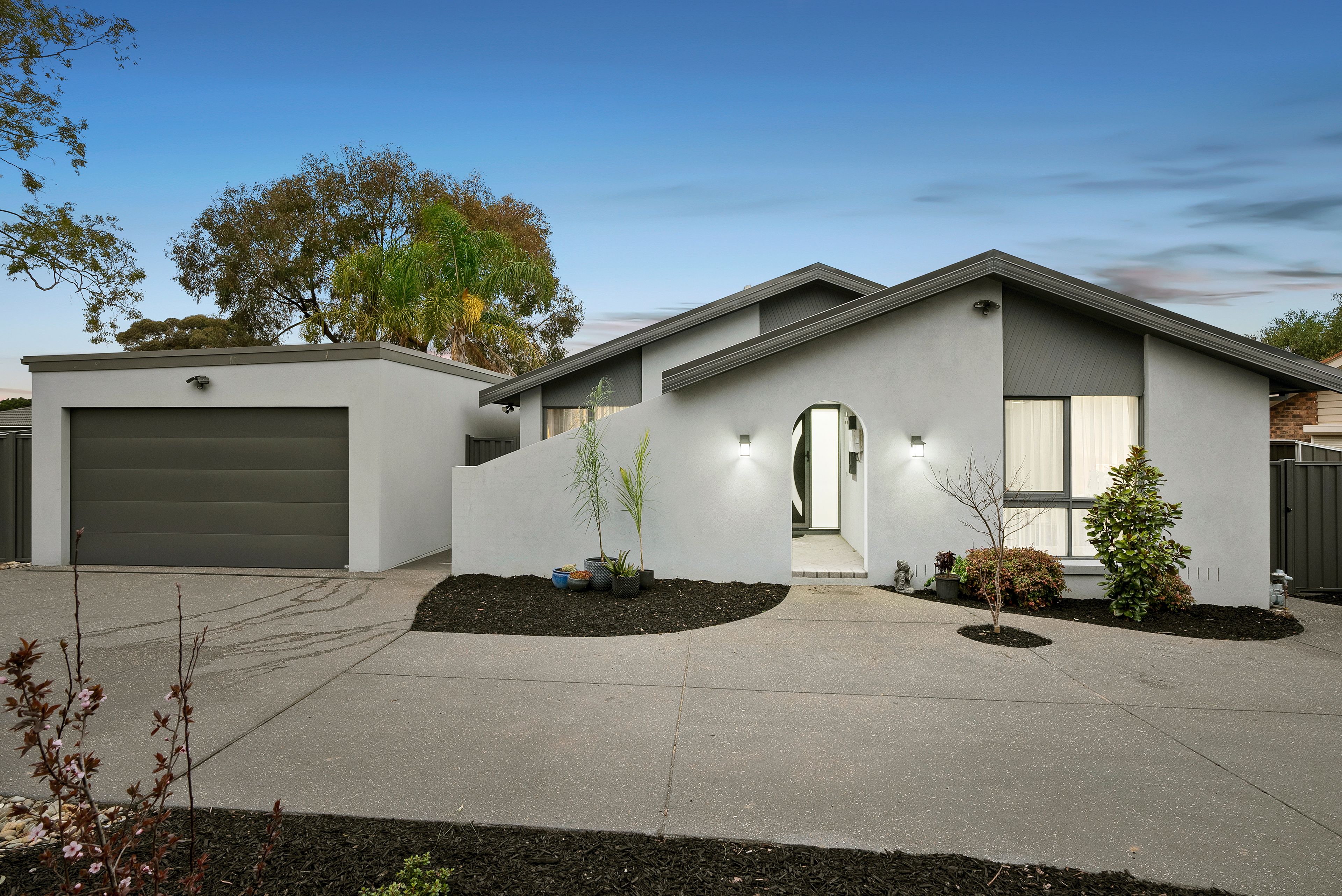 1 Rubens Court, Scoresby VIC 3179