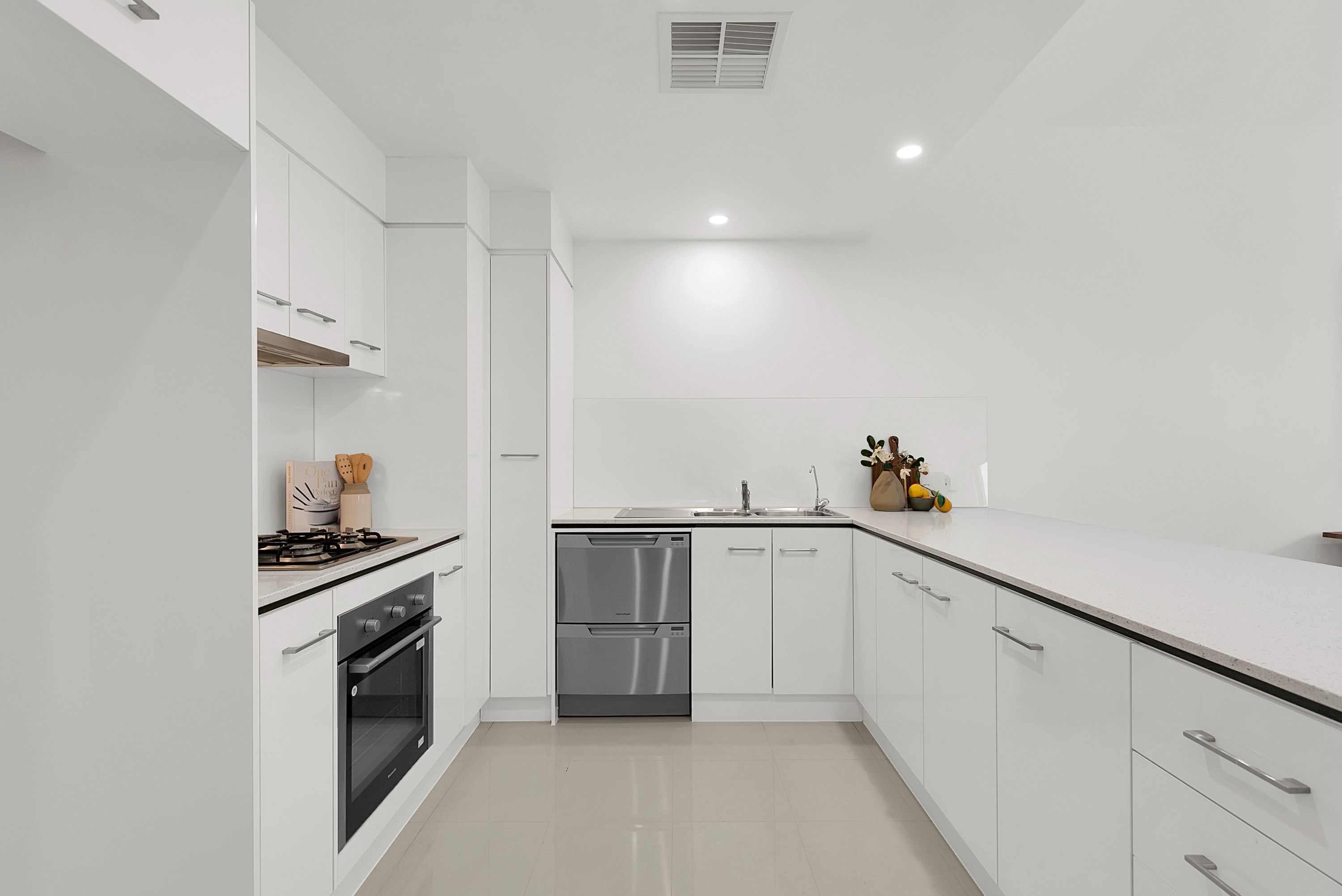 5B Lucia Place, Mawson Lakes, SA 5095