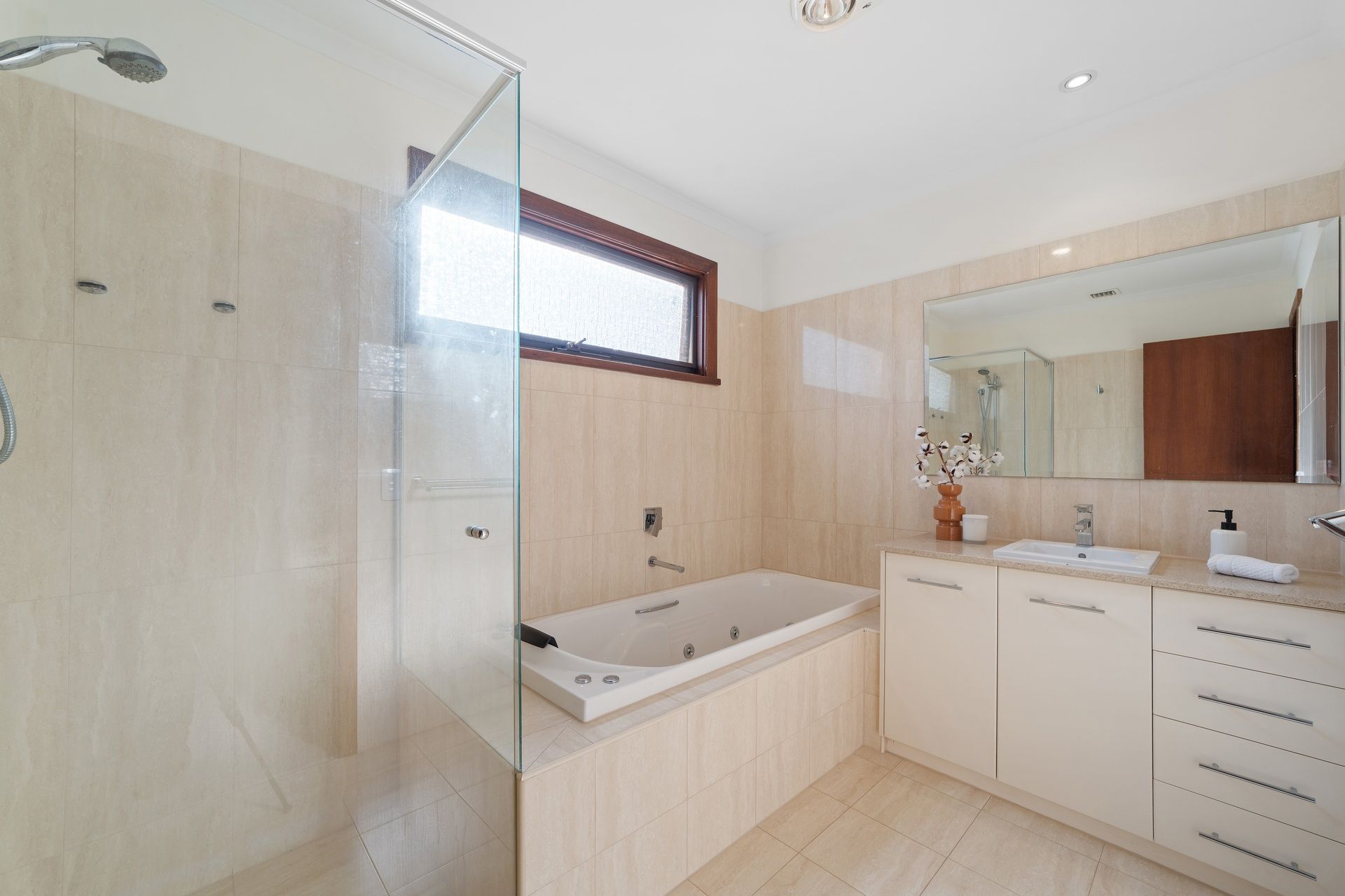 33 Donald Road — photo 16 of 22