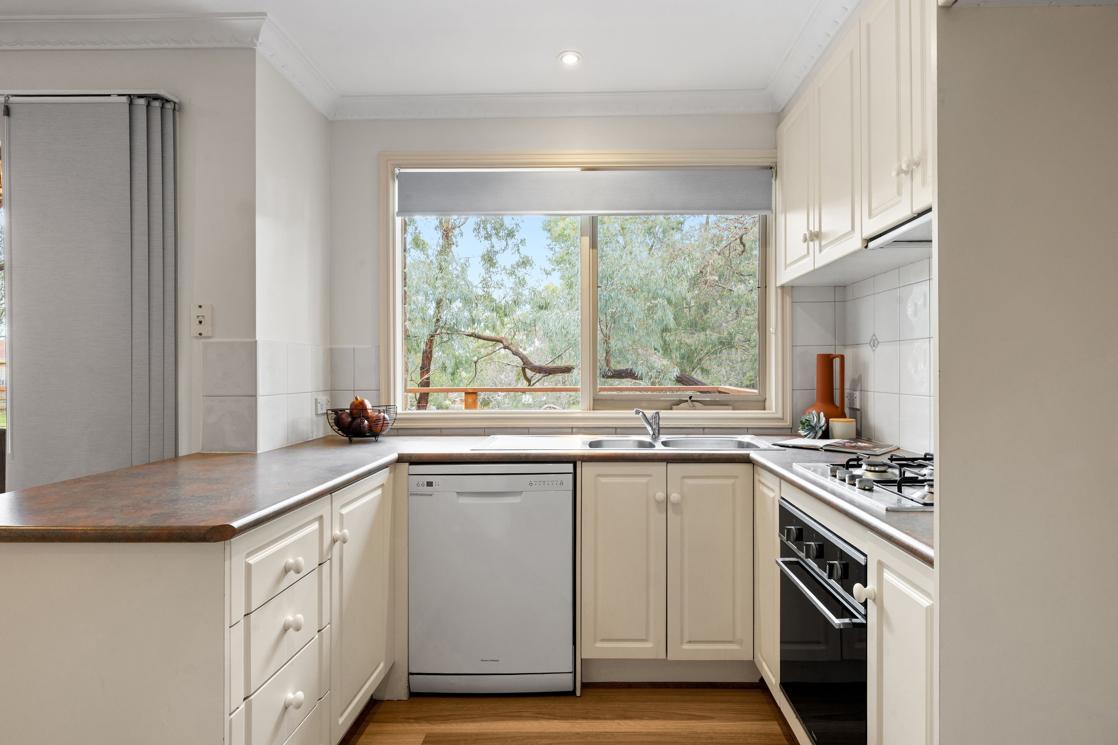 7/4-6 William Street — photo 5 of 15