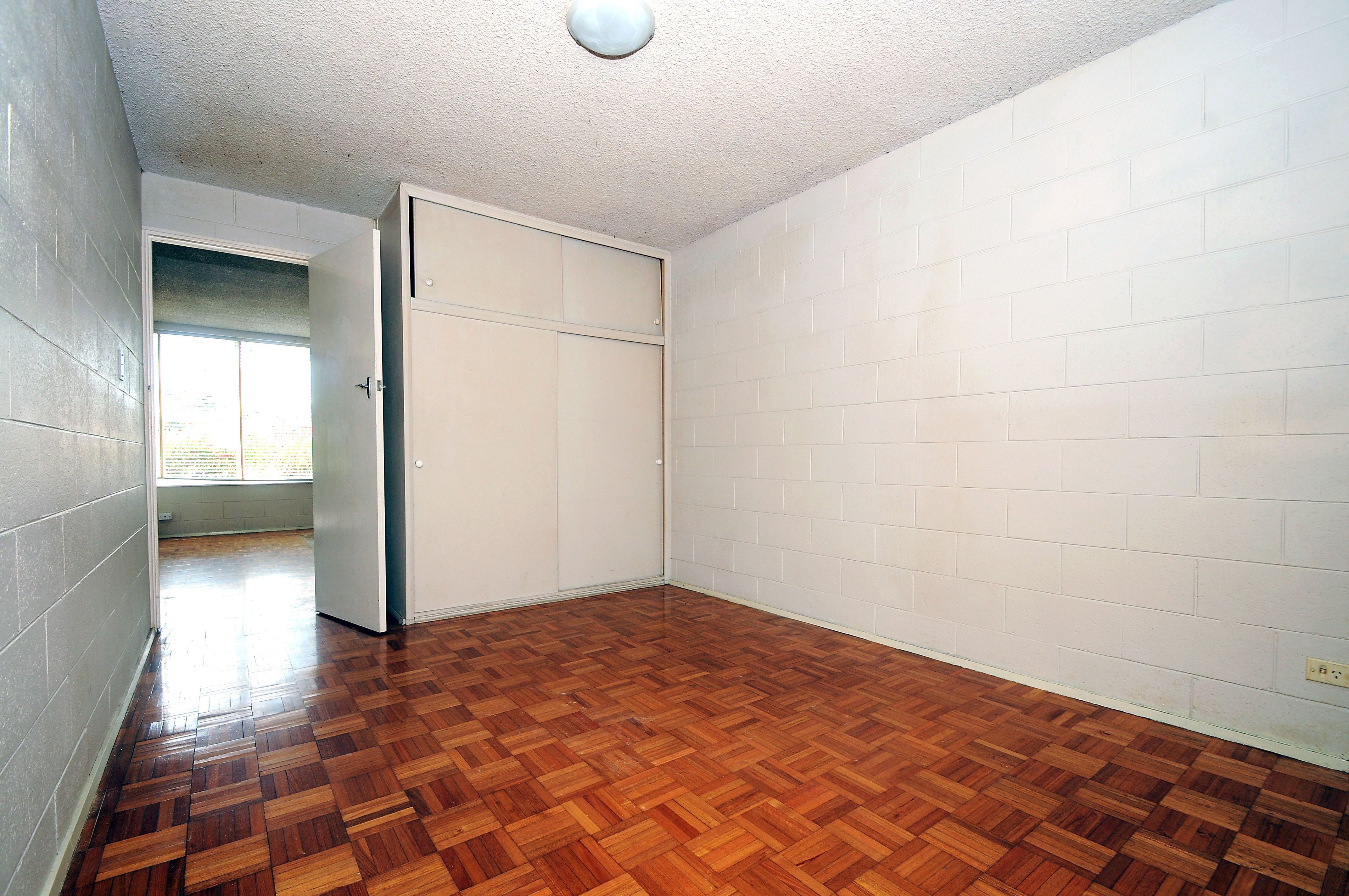 11/9 Kelvinside Road — photo 4 of 5