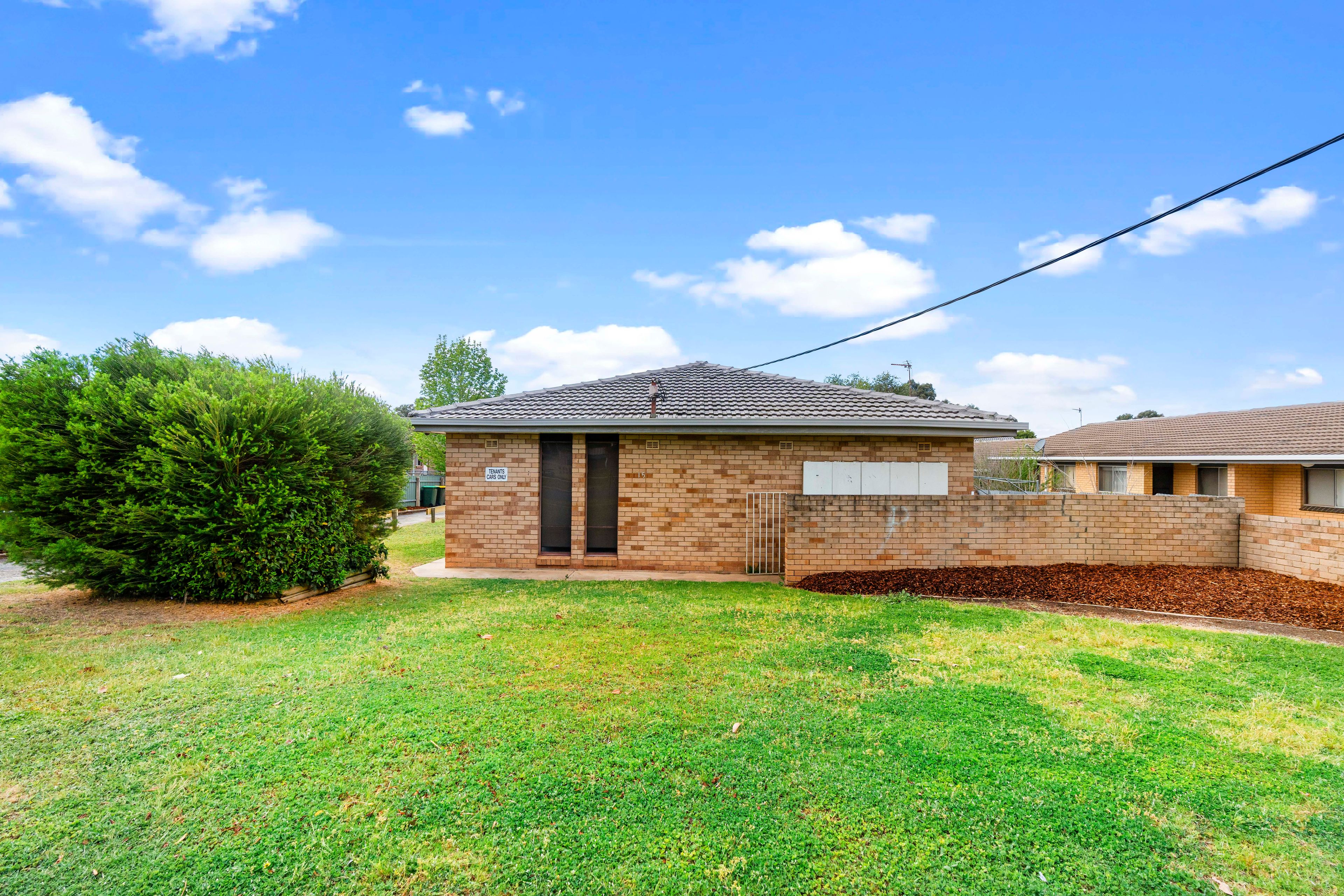 15 Edney Street, Kooringal NSW 2650