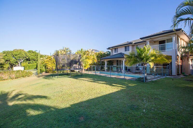 19 Champagne Boulevard, Helensvale, QLD 4212