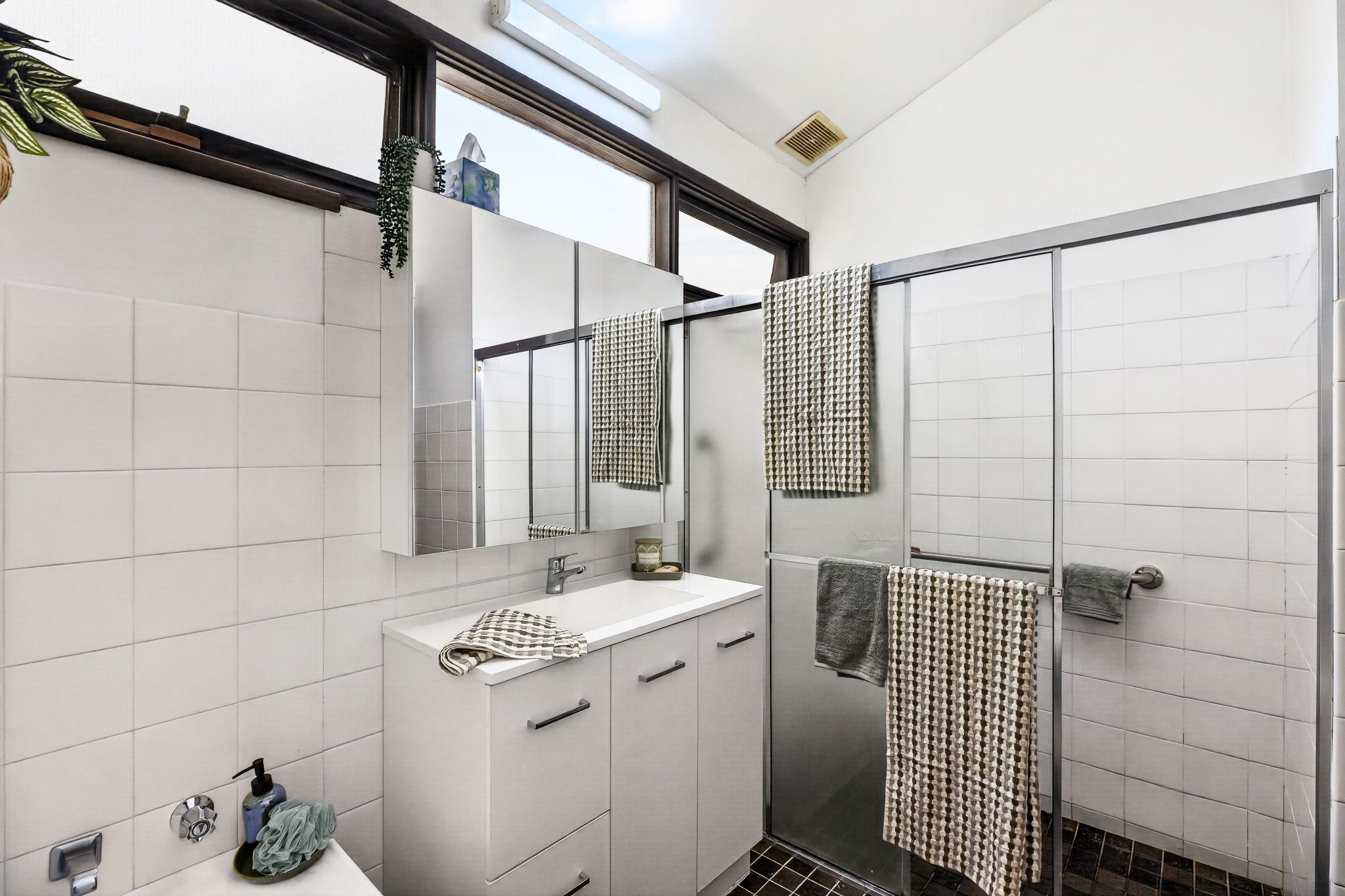 5 Matthews Square — photo 19 of 29