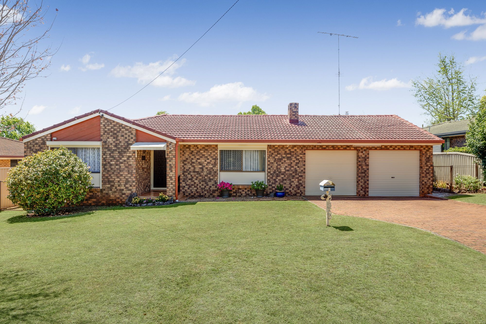 5 Orchid Street, Centenary Heights, QLD 4350