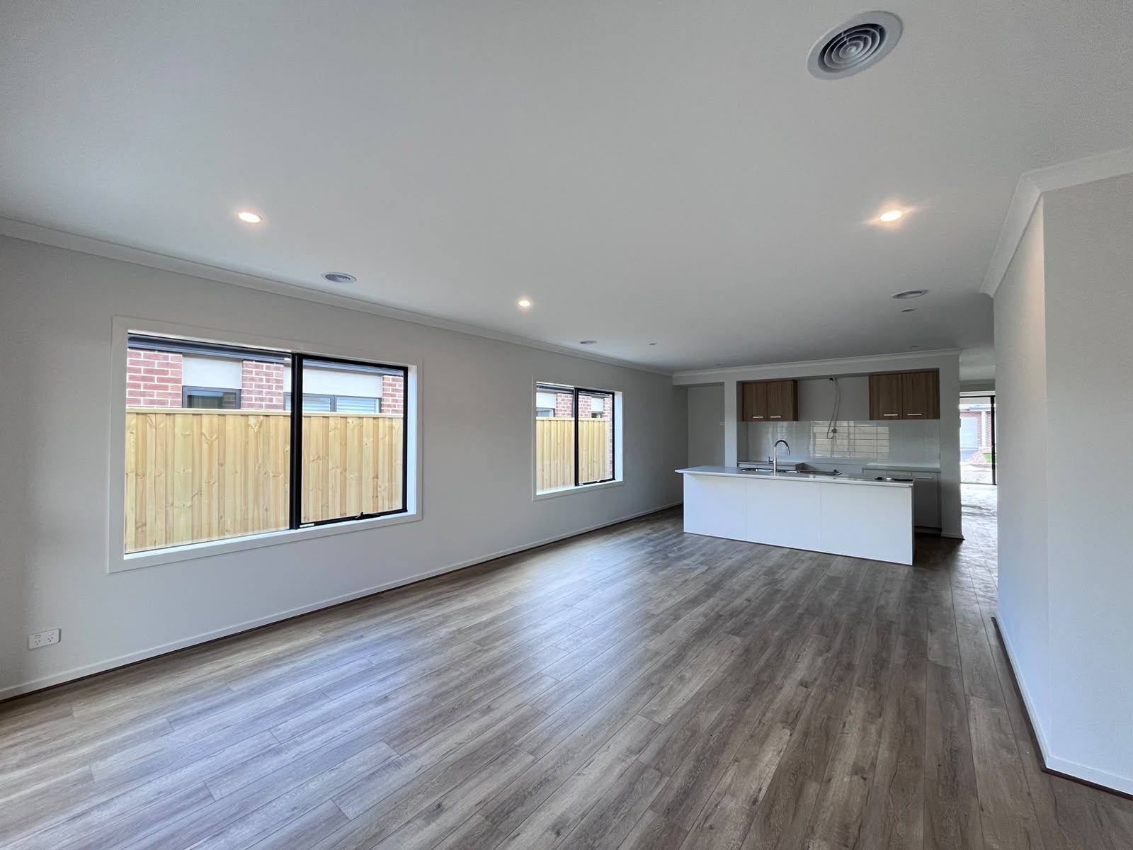 28 Farleigh Drive — photo 10 of 18