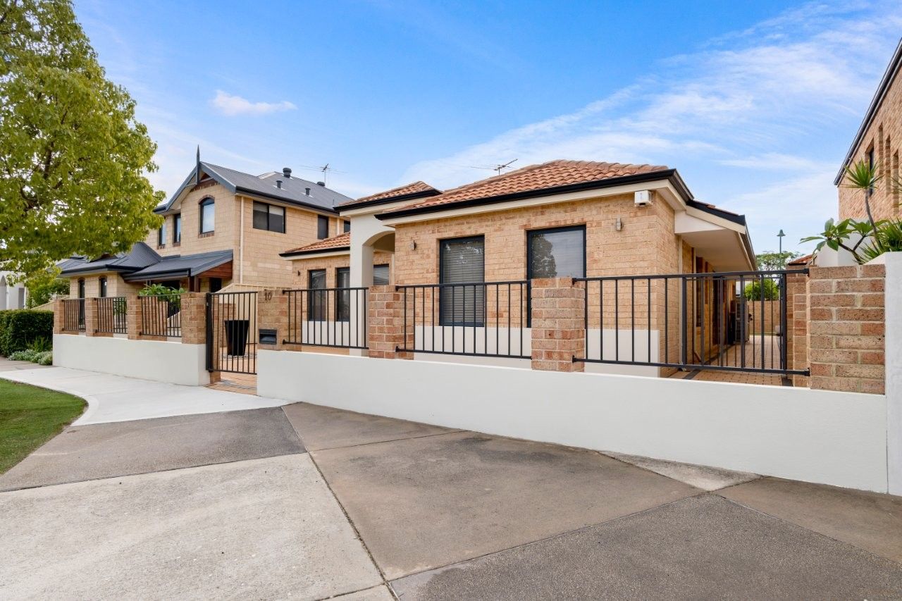 10 Leclair Terrace, Stirling, WA 6021
