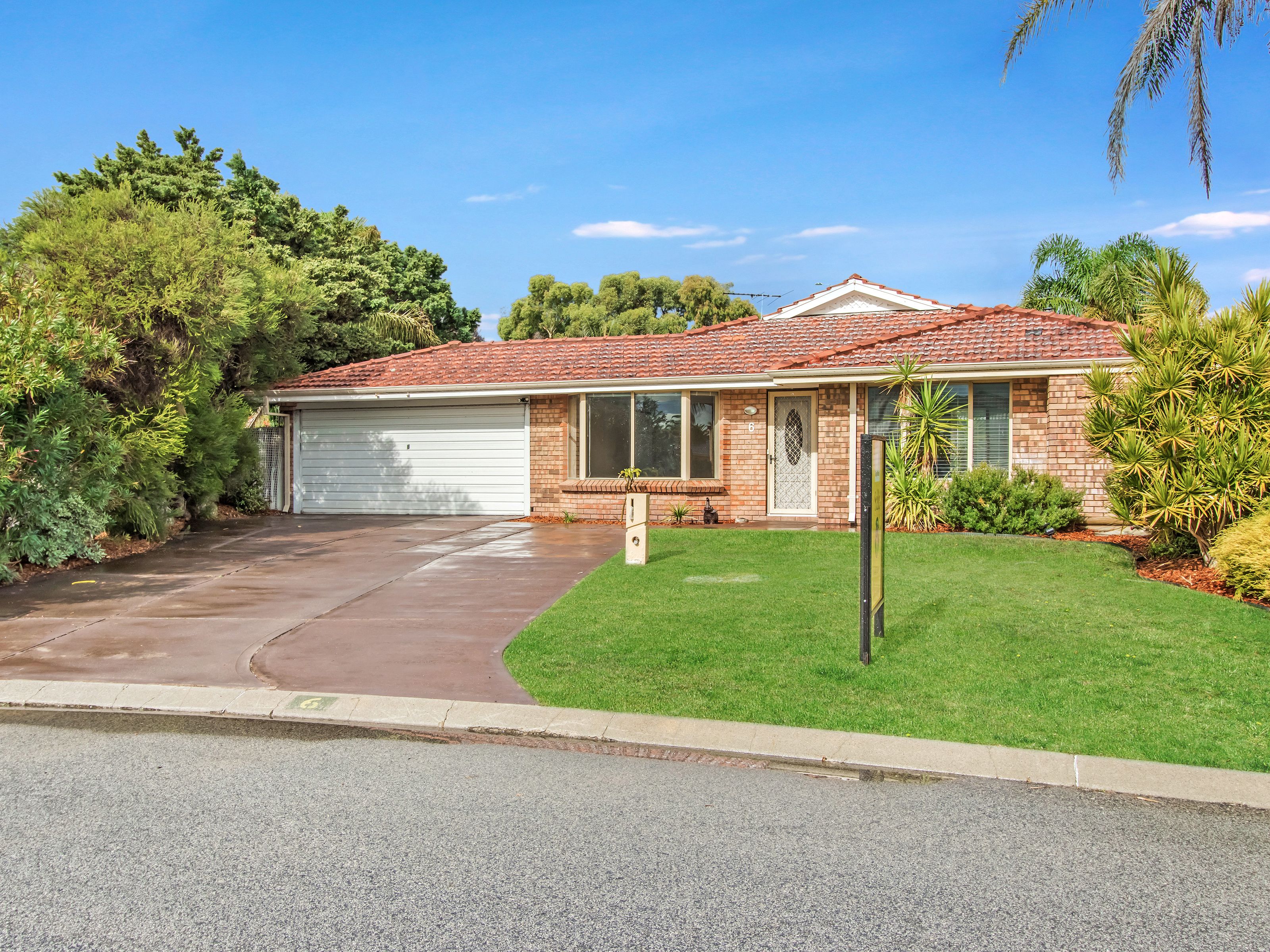 6 Panama Place, Safety Bay, WA 6169