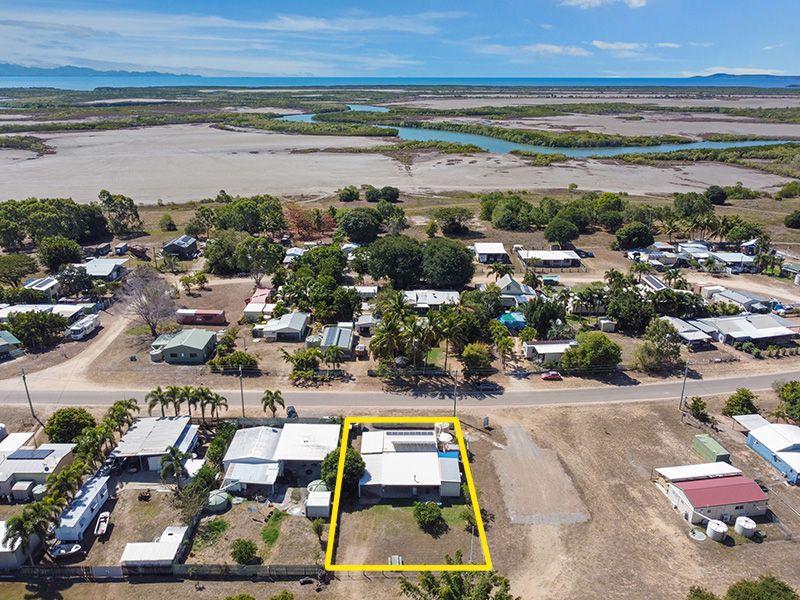 204 Pavia Drive, Nome, QLD 4816
