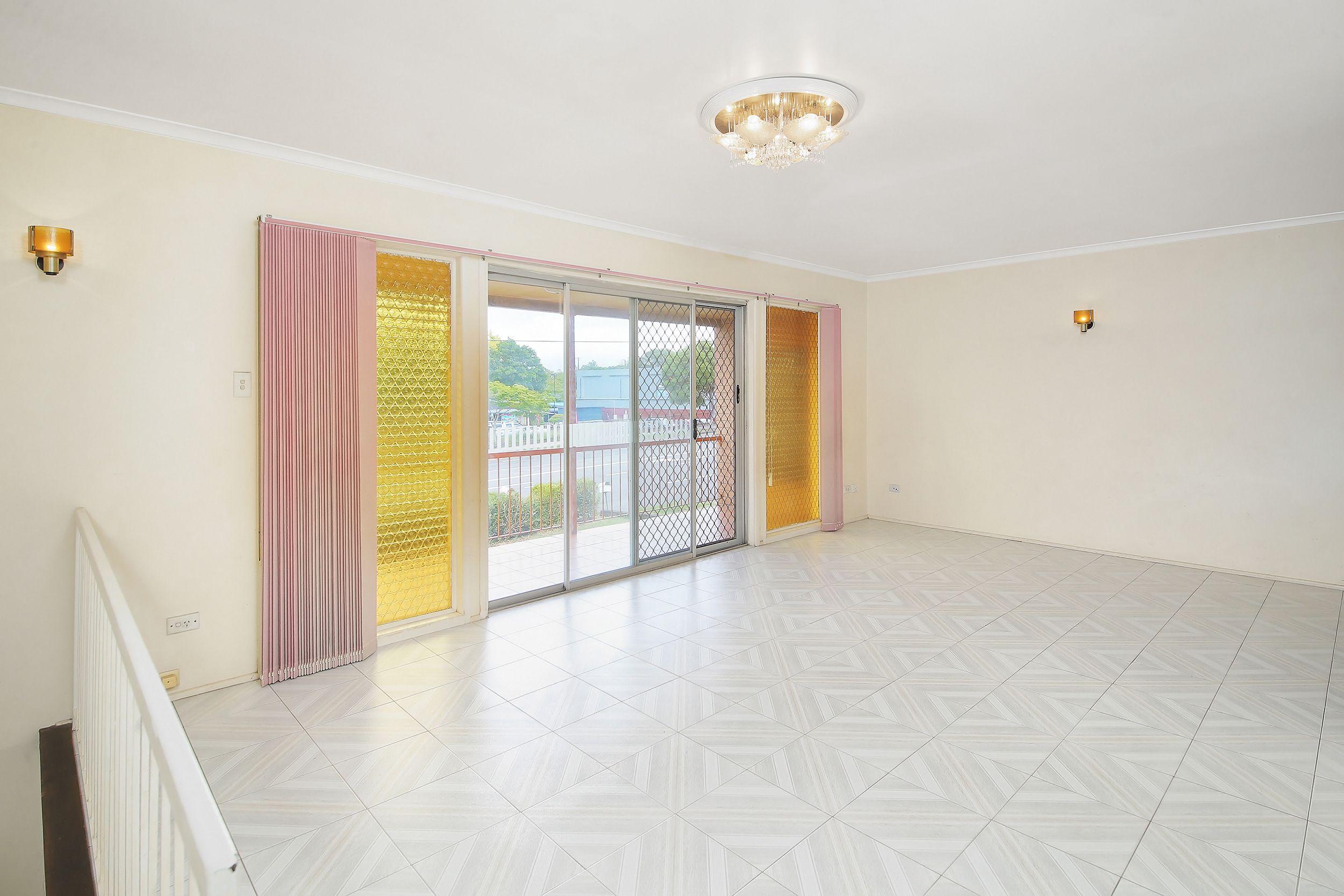 69 Klumpp Road, Upper Mount Gravatt, QLD 4122