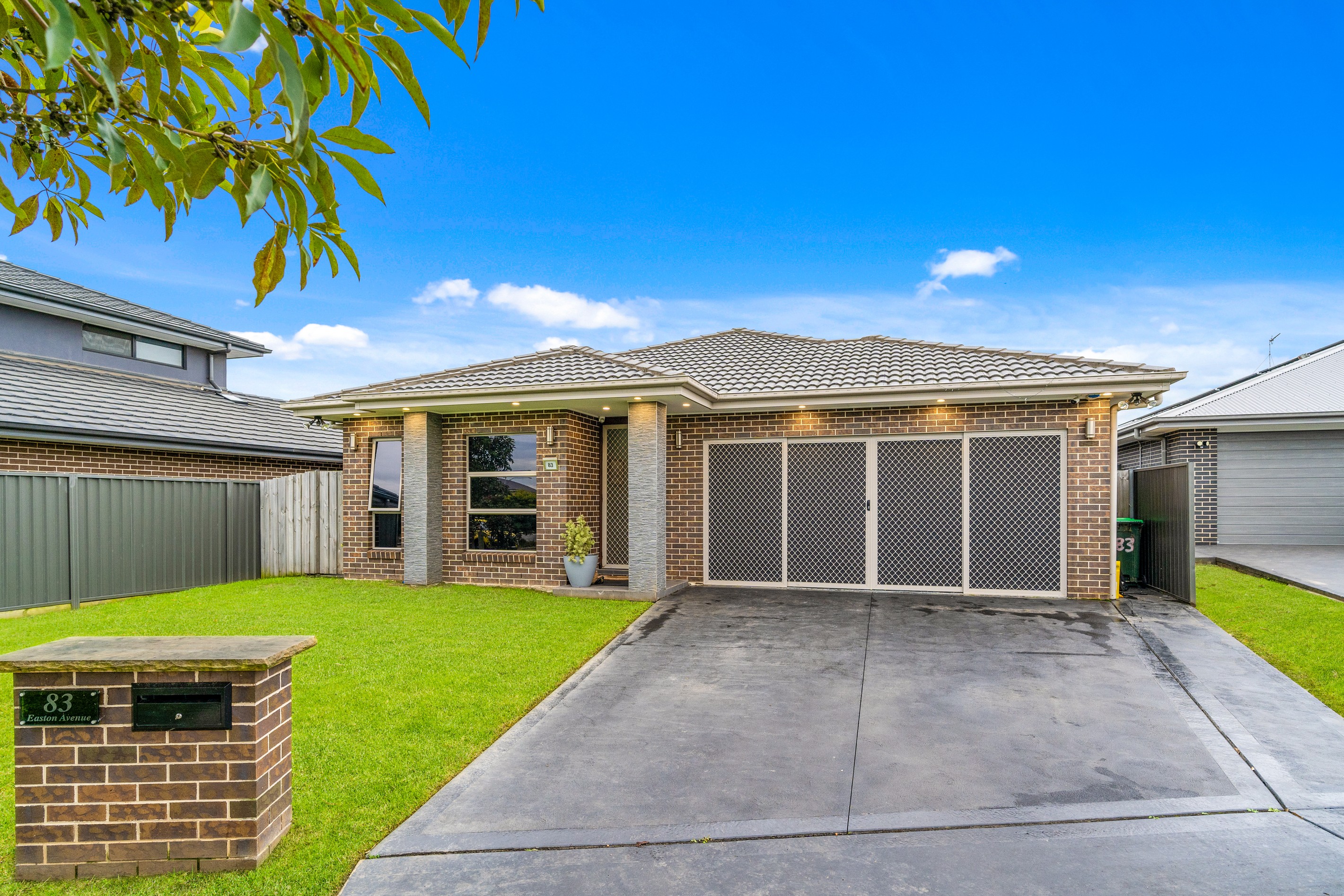 83 Easton Avenue, Spring Farm, NSW 2570
