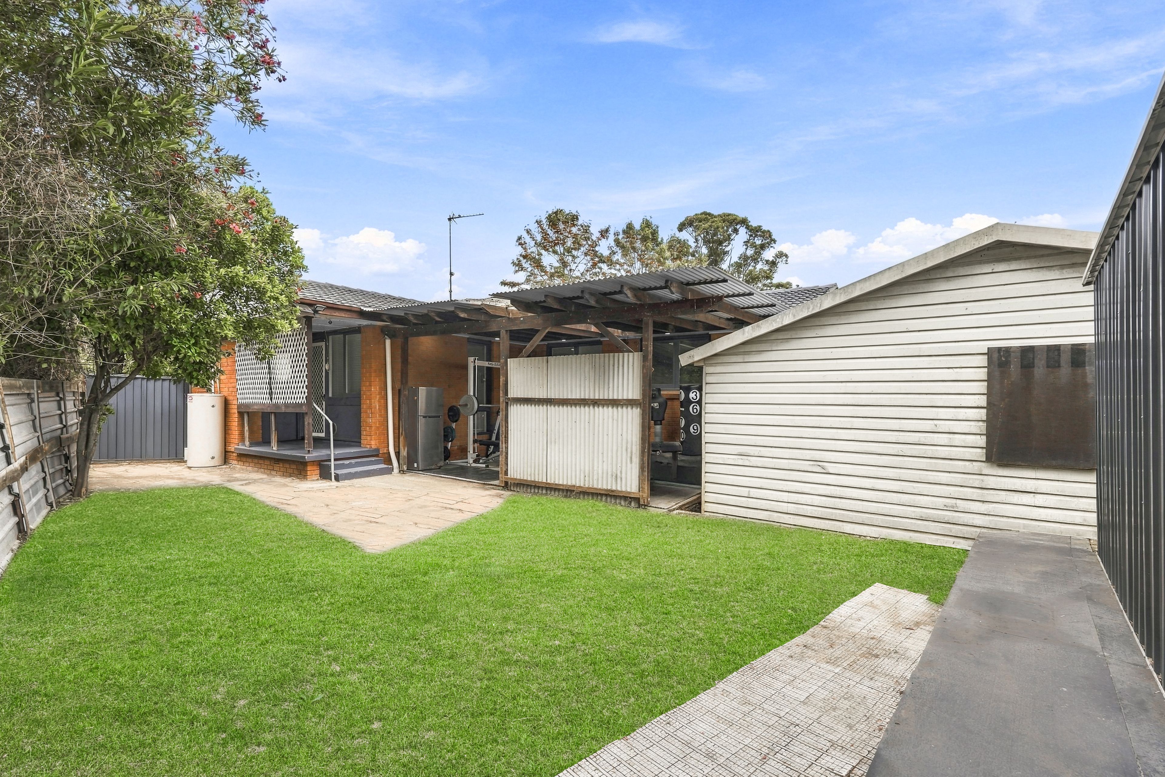 2 Beagle Place — photo 13 of 19