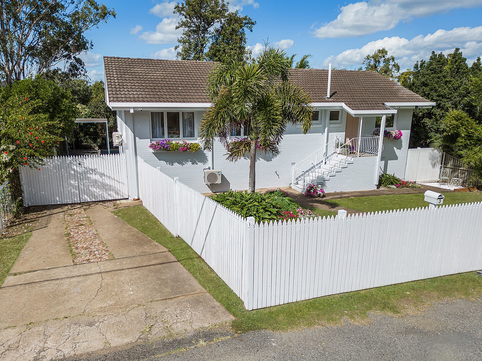 3 Cuffes Lane, North Ipswich, QLD 4305
