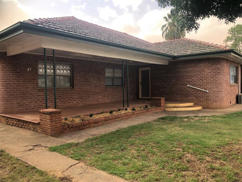 45 Lee Street — photo from Ray White Rural Dubbo