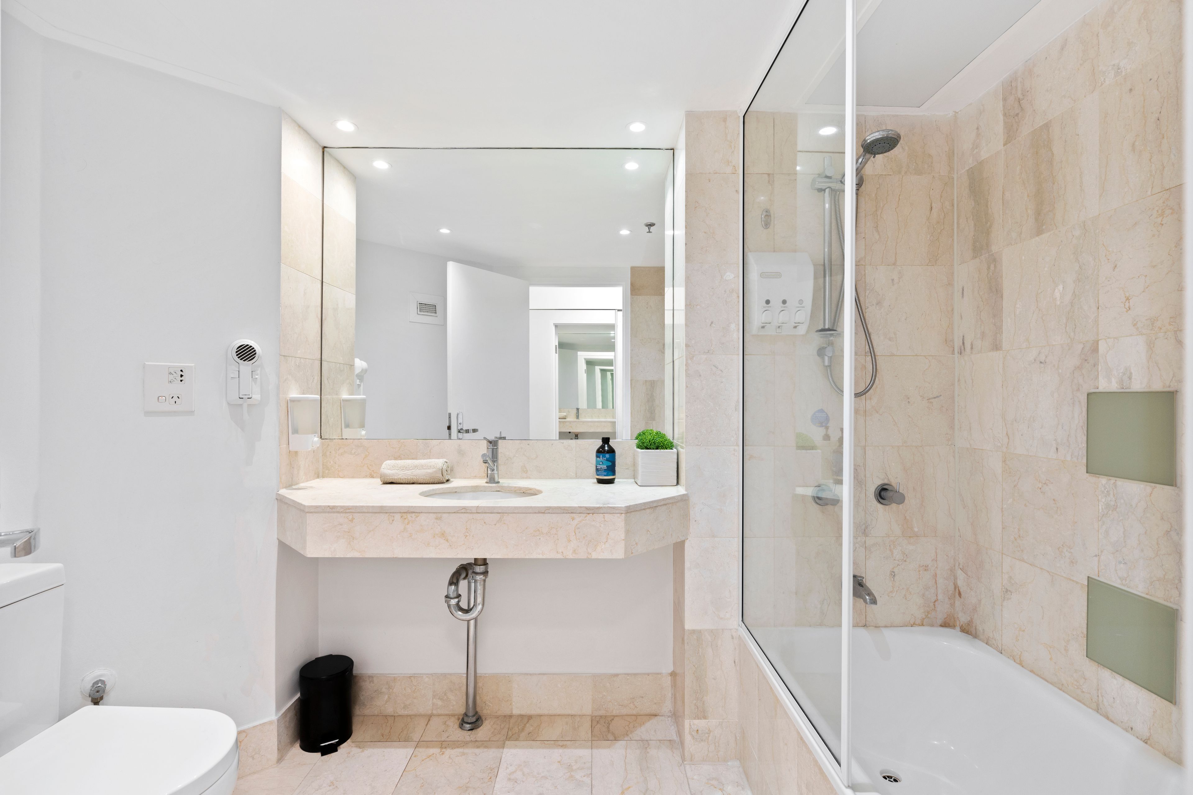 614/3197 Surfers Paradise Boulevard, Surfers Paradise, QLD 4217